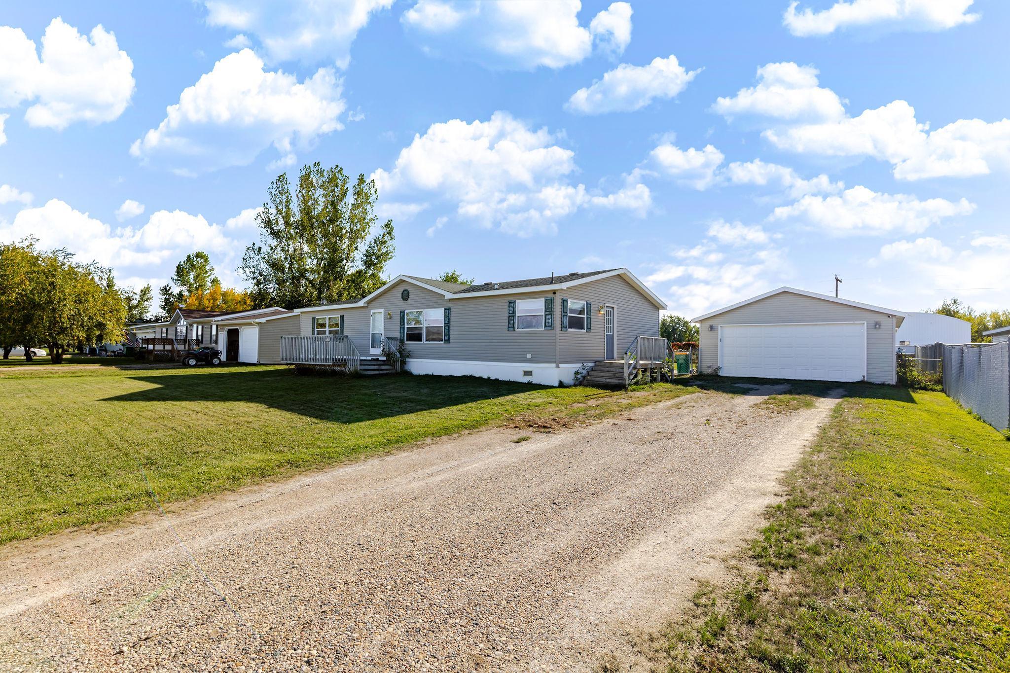 146 4th Street Property Photo 2