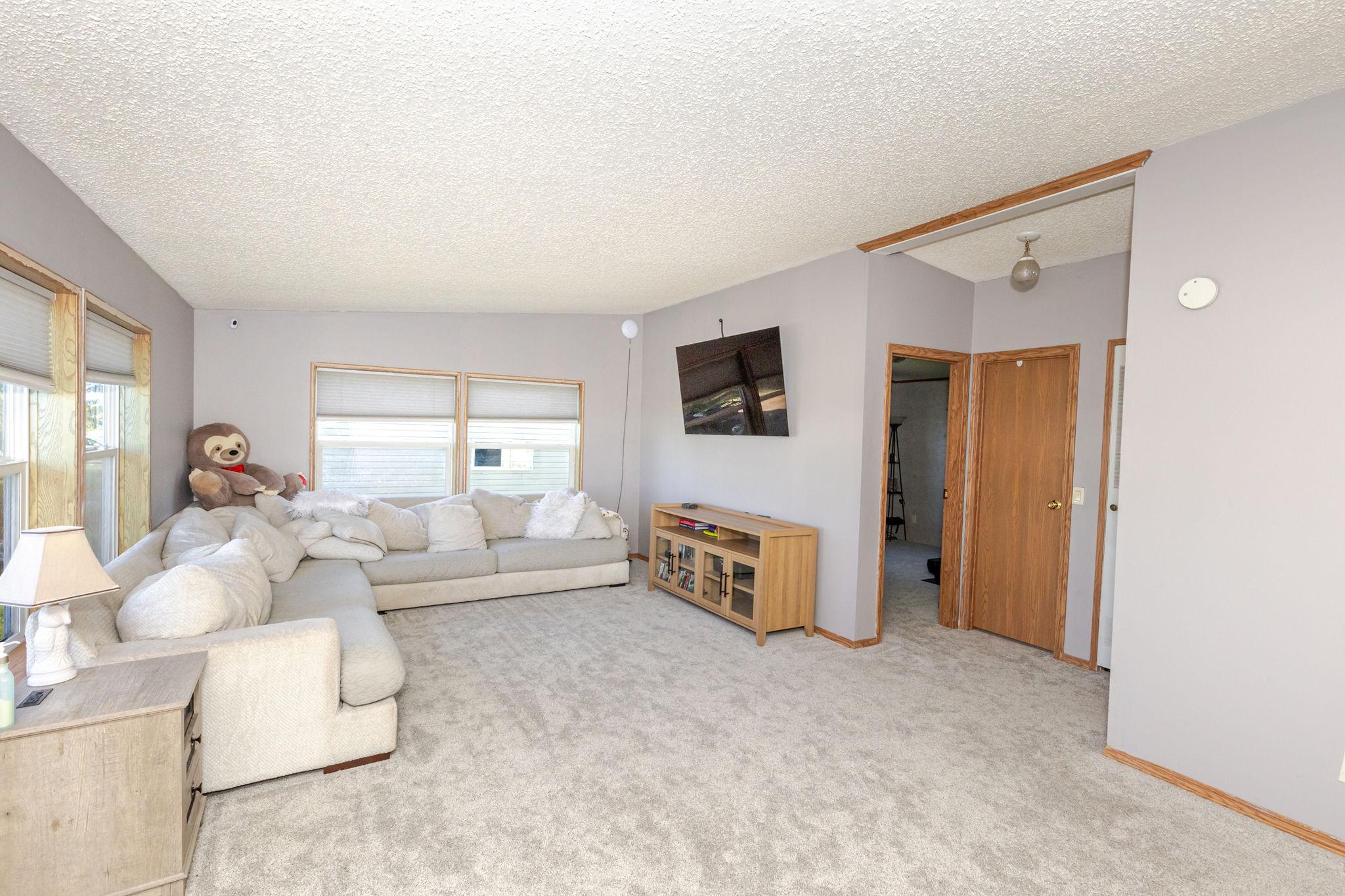 146 4th Street Property Photo 16