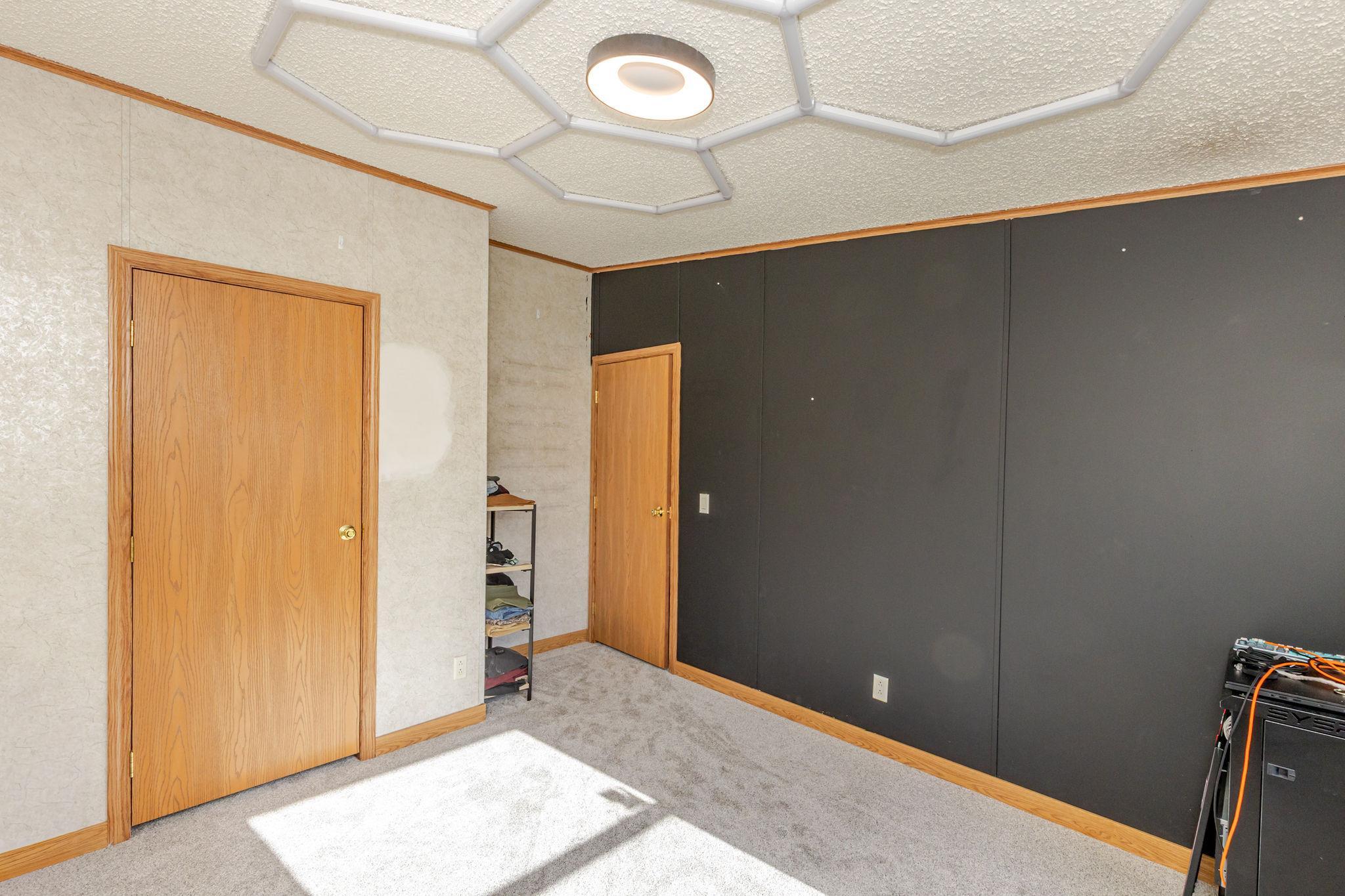 146 4th Street Property Photo 28