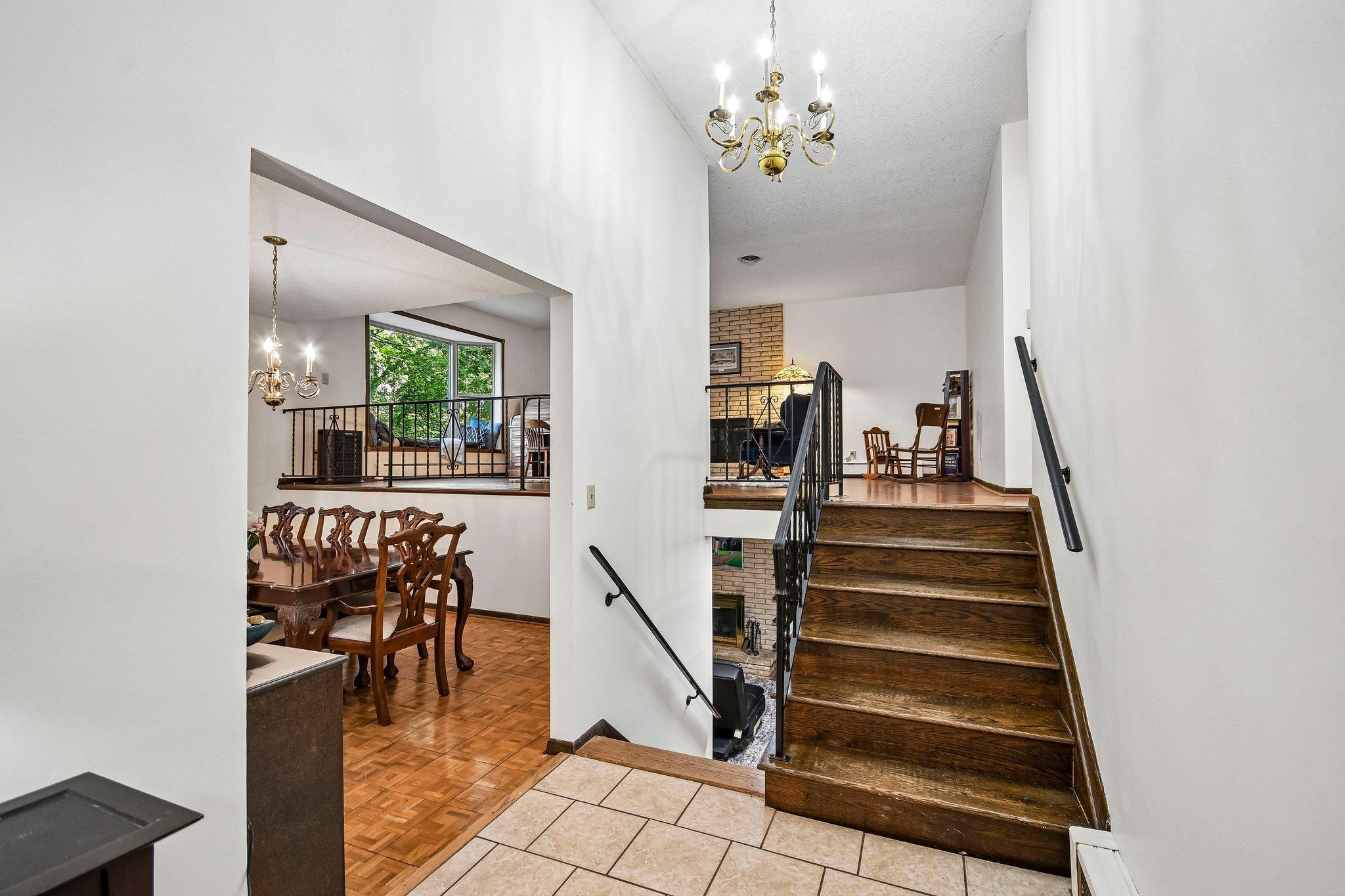 767 Eldridge Avenue E Property Photo 6
