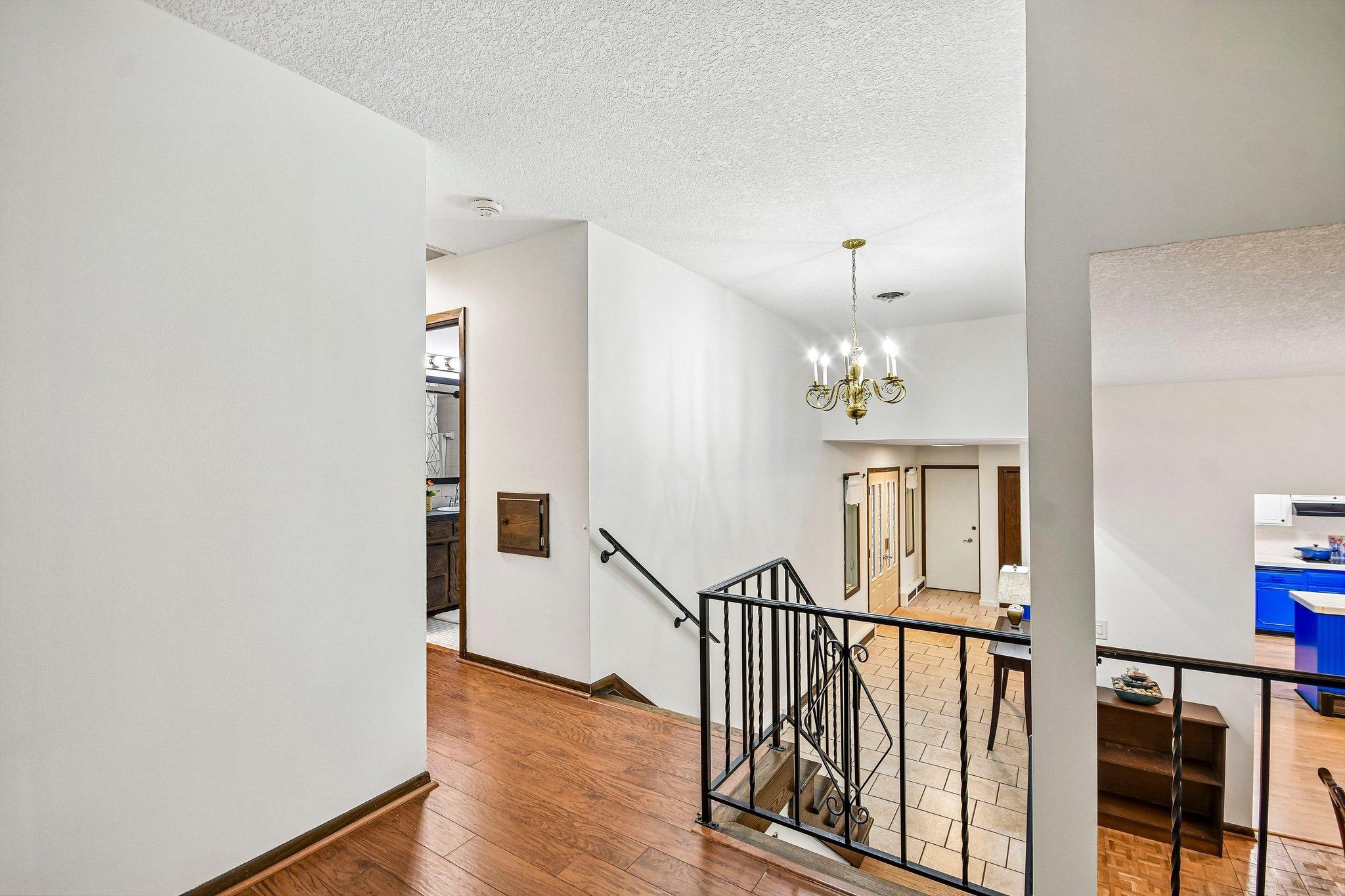 767 Eldridge Avenue E Property Photo 18