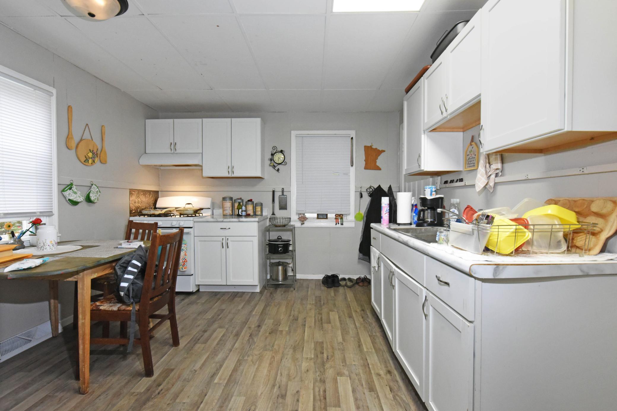 669 Old Highway 8 Nw Property Photo 8