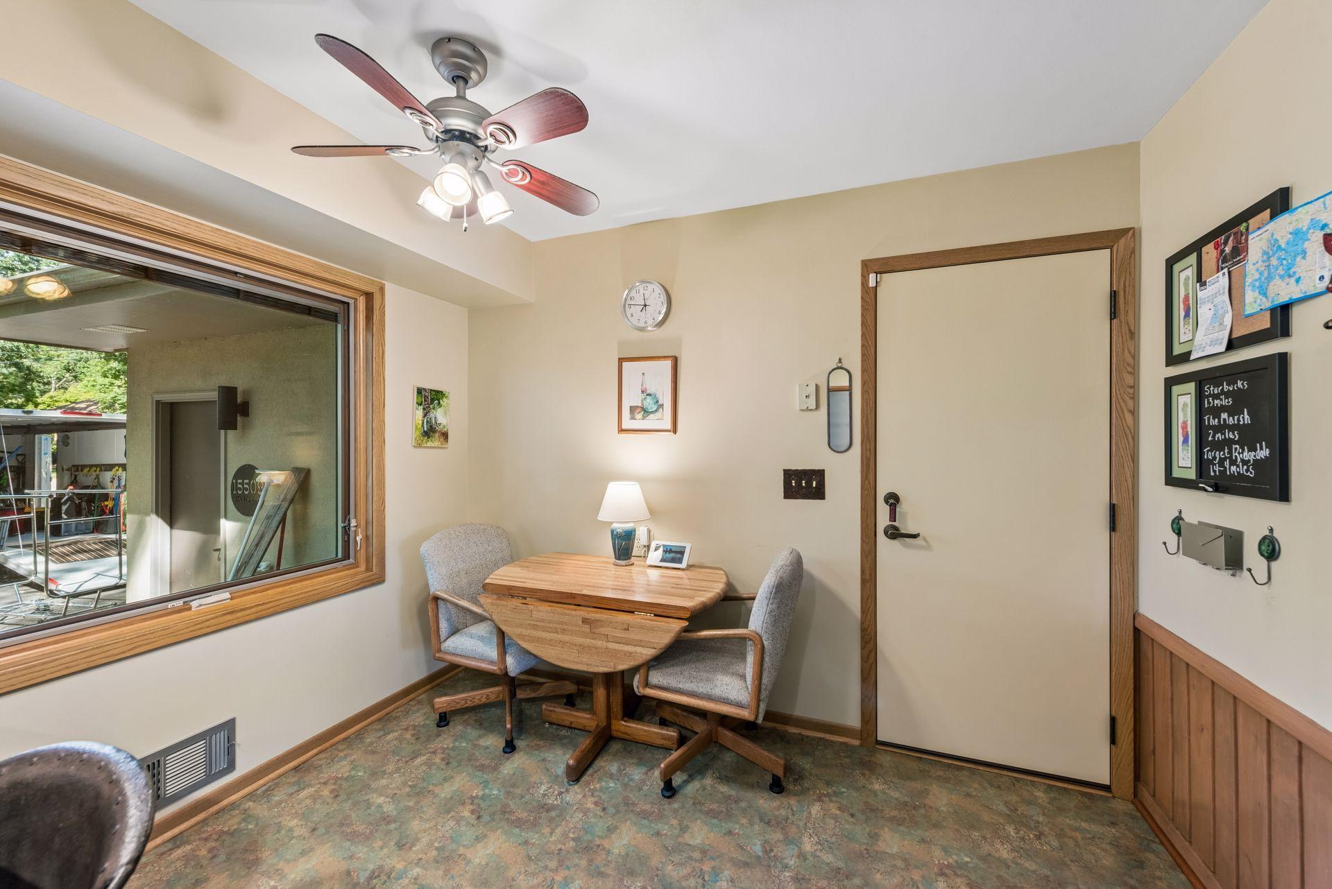 15509 Holdridge Road E Property Photo 19