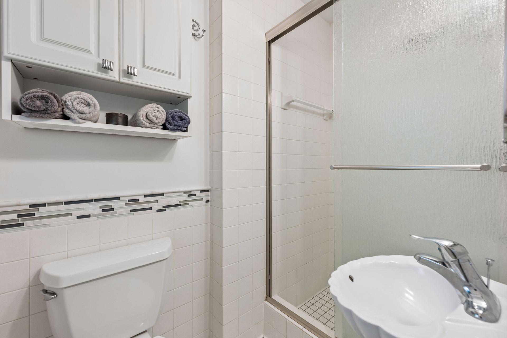 15509 Holdridge Road E Property Photo 29