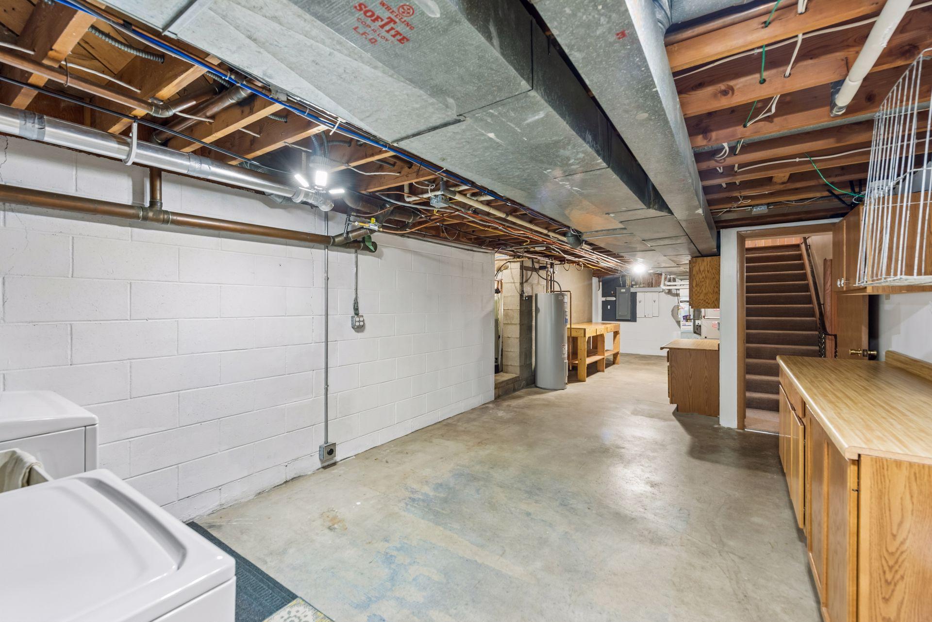 15509 Holdridge Road E Property Photo 48