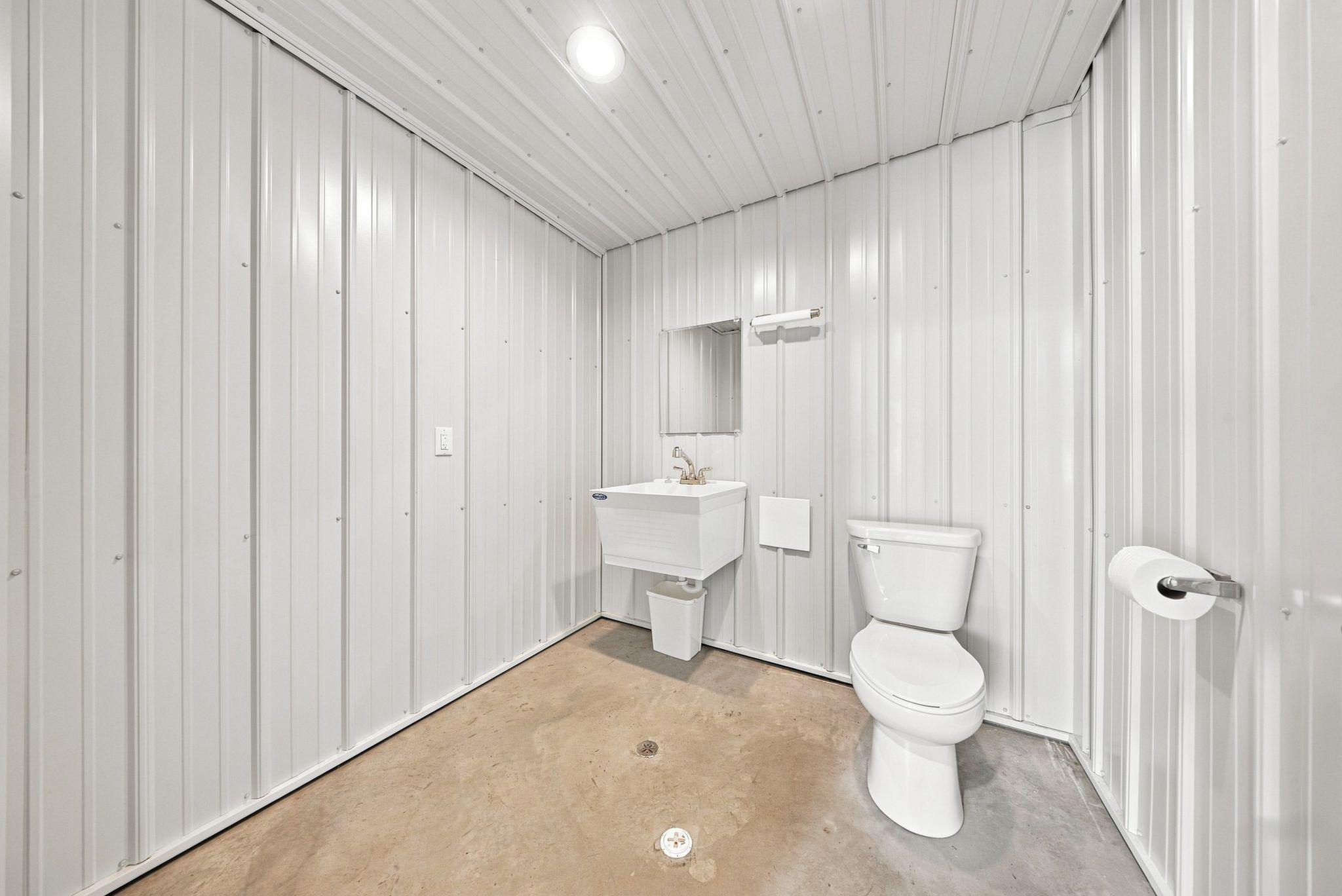 660 Dexter Street S 210 Property Photo 8