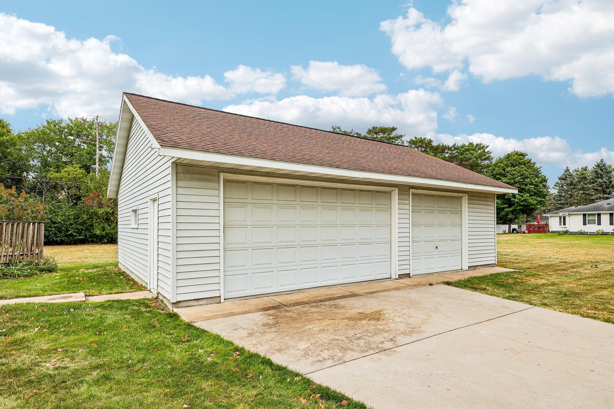 2804 Beam Lane Property Photo 4