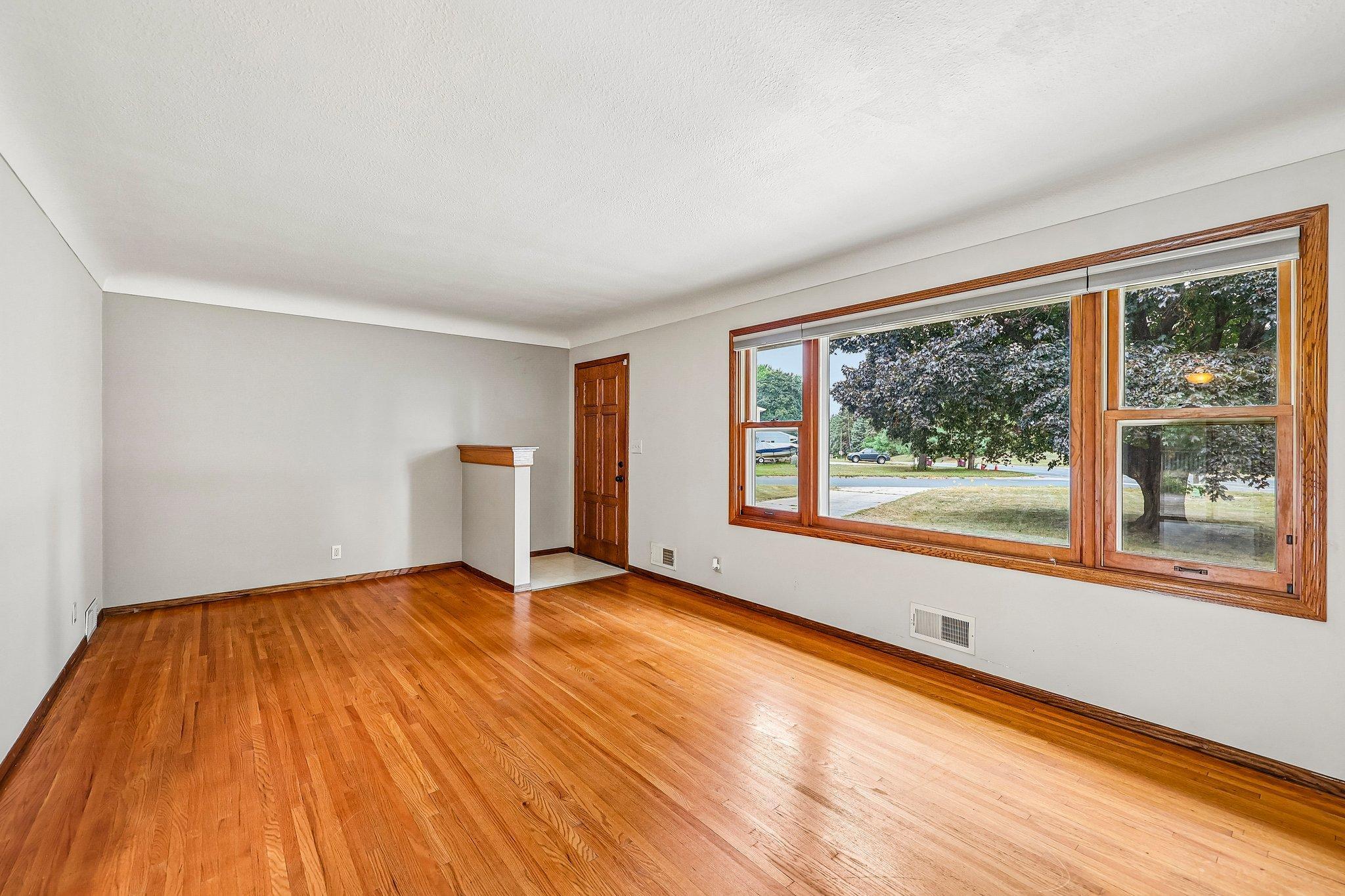 2804 Beam Lane Property Photo 5