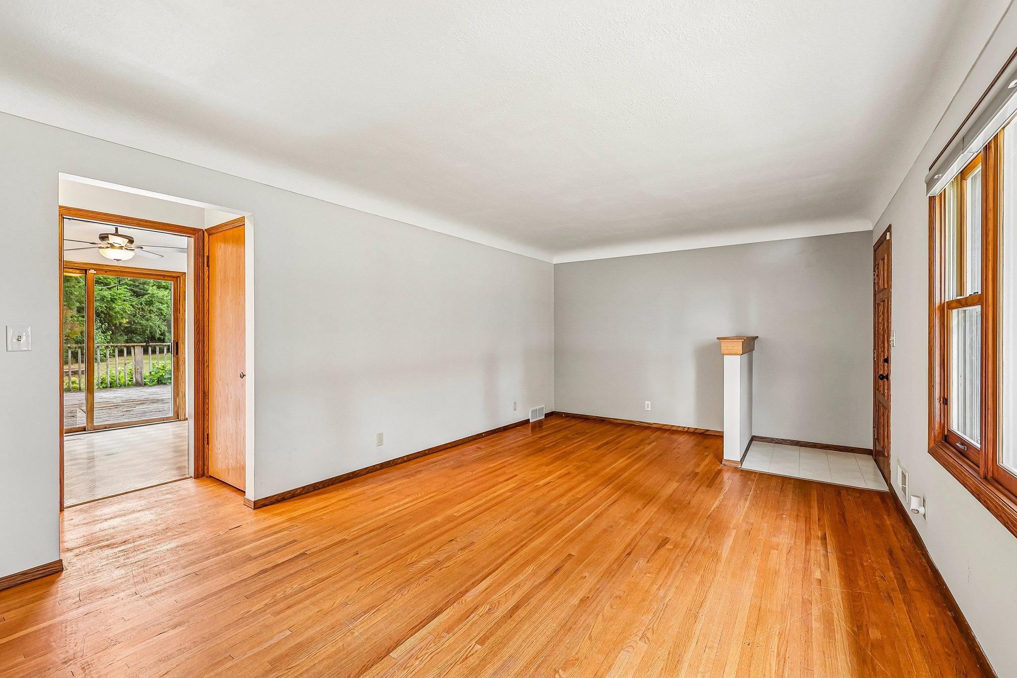 2804 Beam Lane Property Photo 6