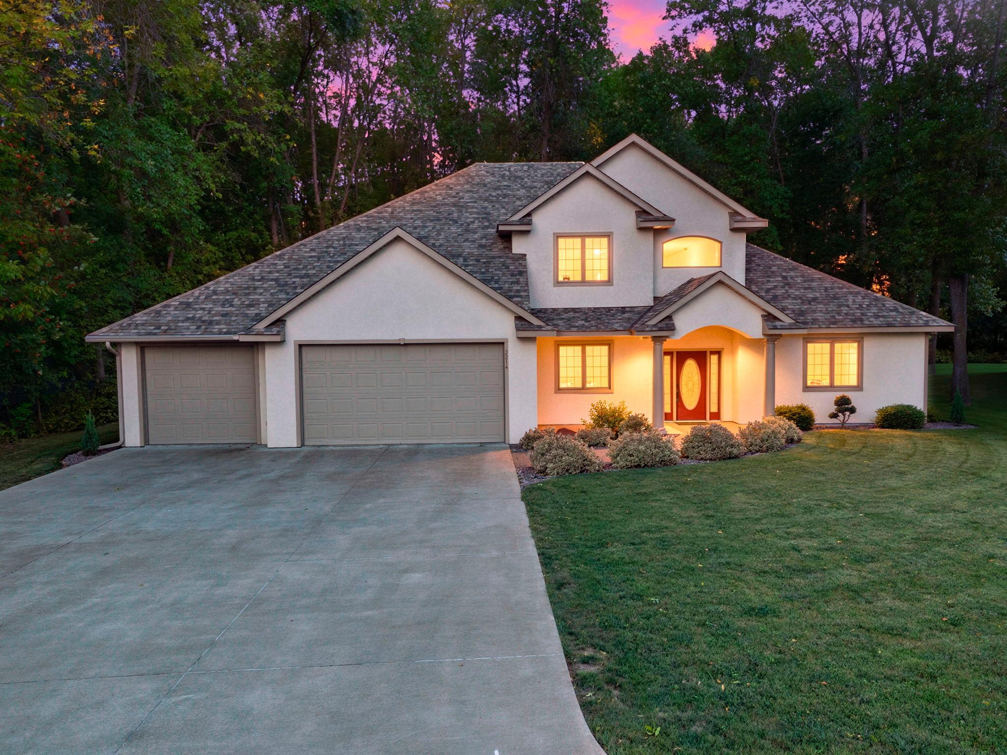 3214 Shorewood Drive Property Photo 1