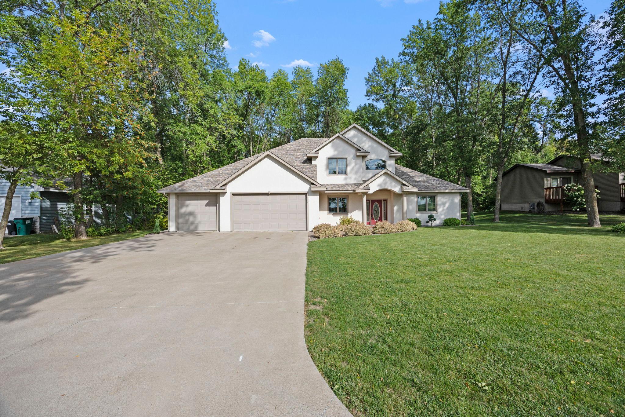 3214 Shorewood Drive Property Photo 2