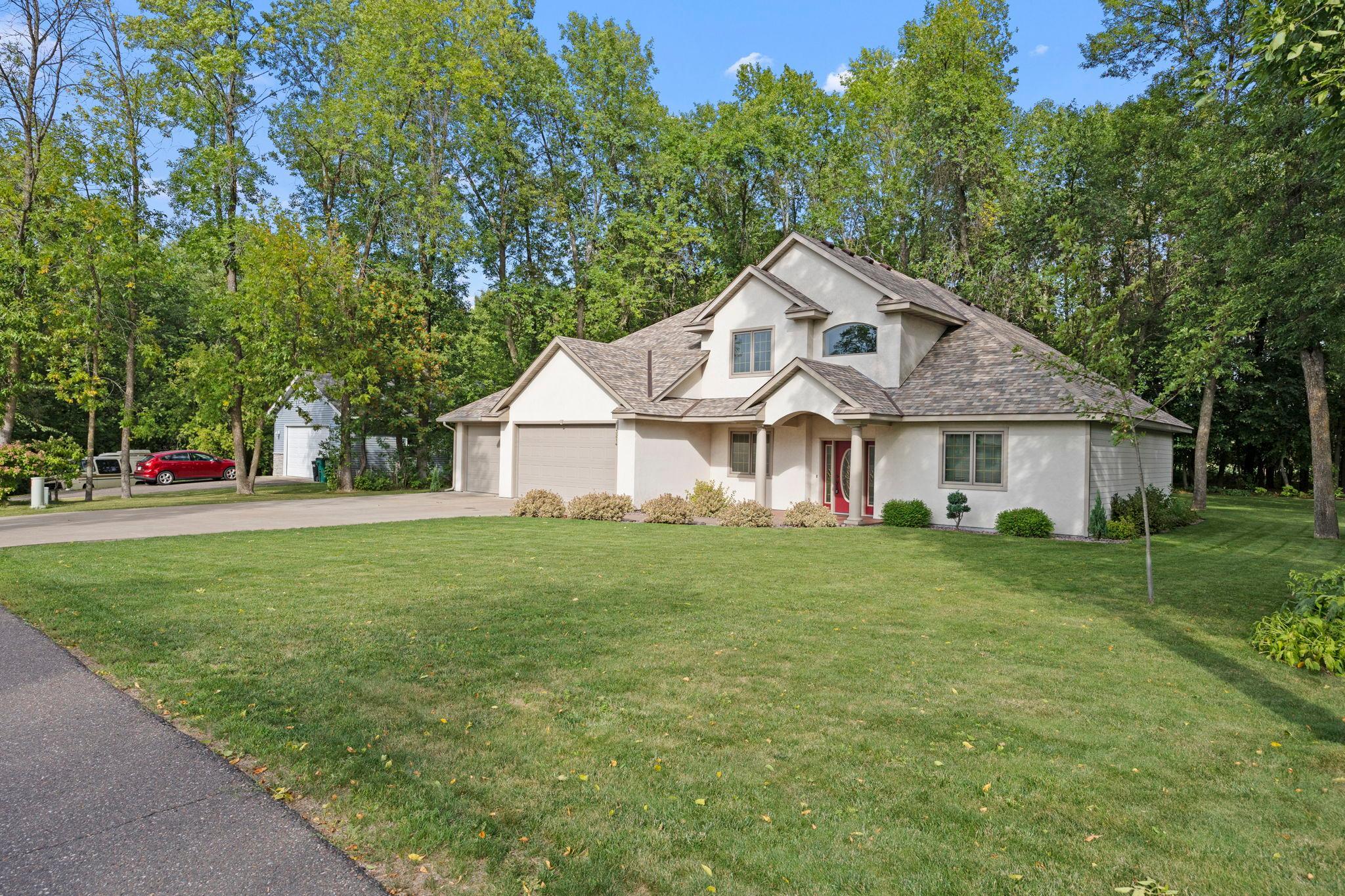 3214 Shorewood Drive Property Photo 3