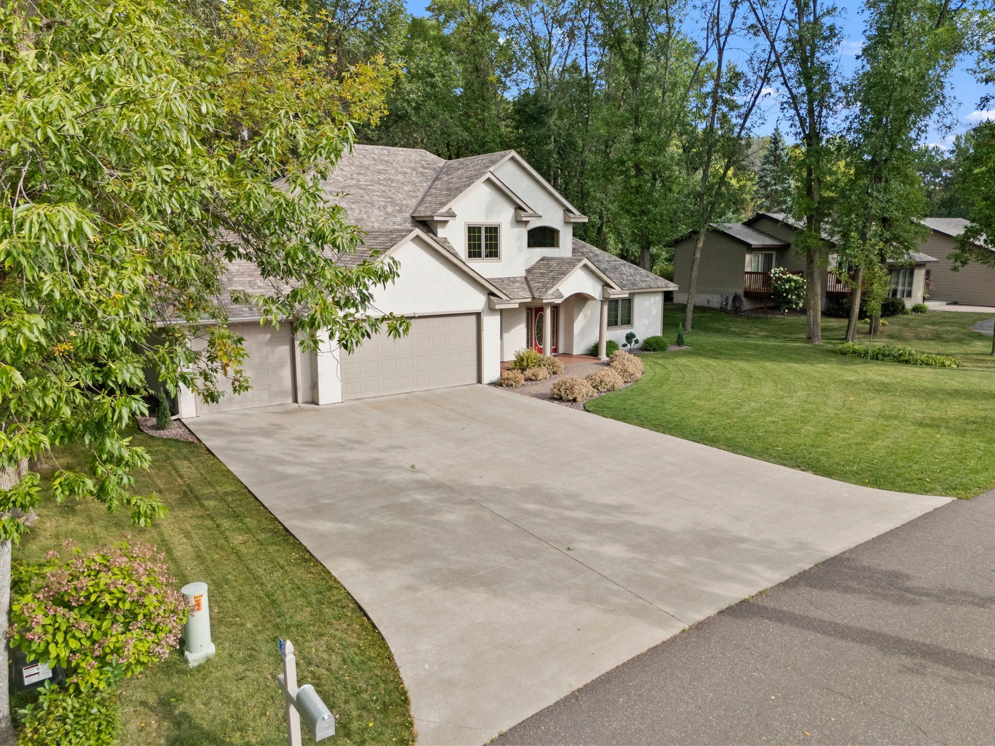 3214 Shorewood Drive Property Photo 4