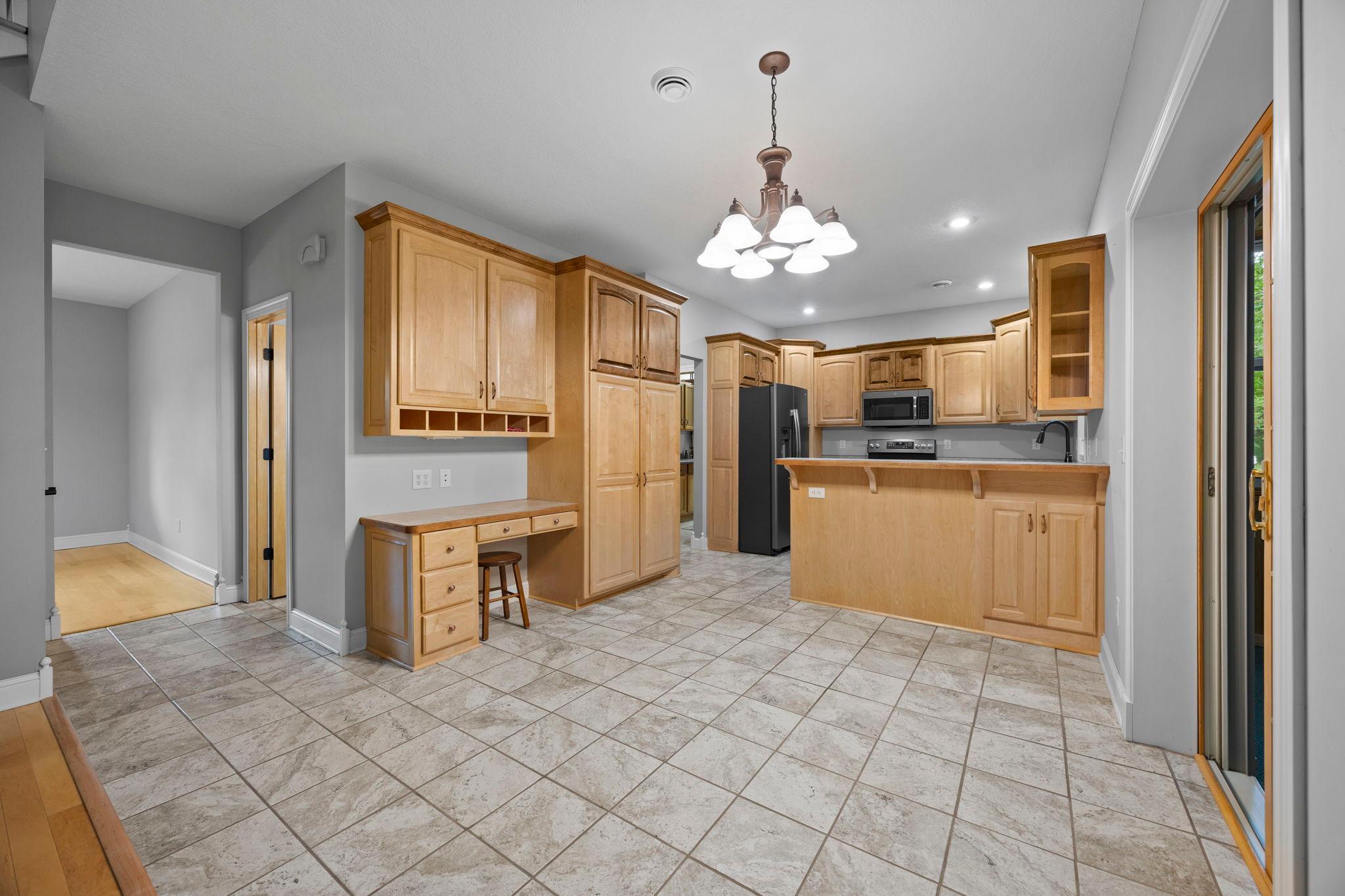 3214 Shorewood Drive Property Photo 30