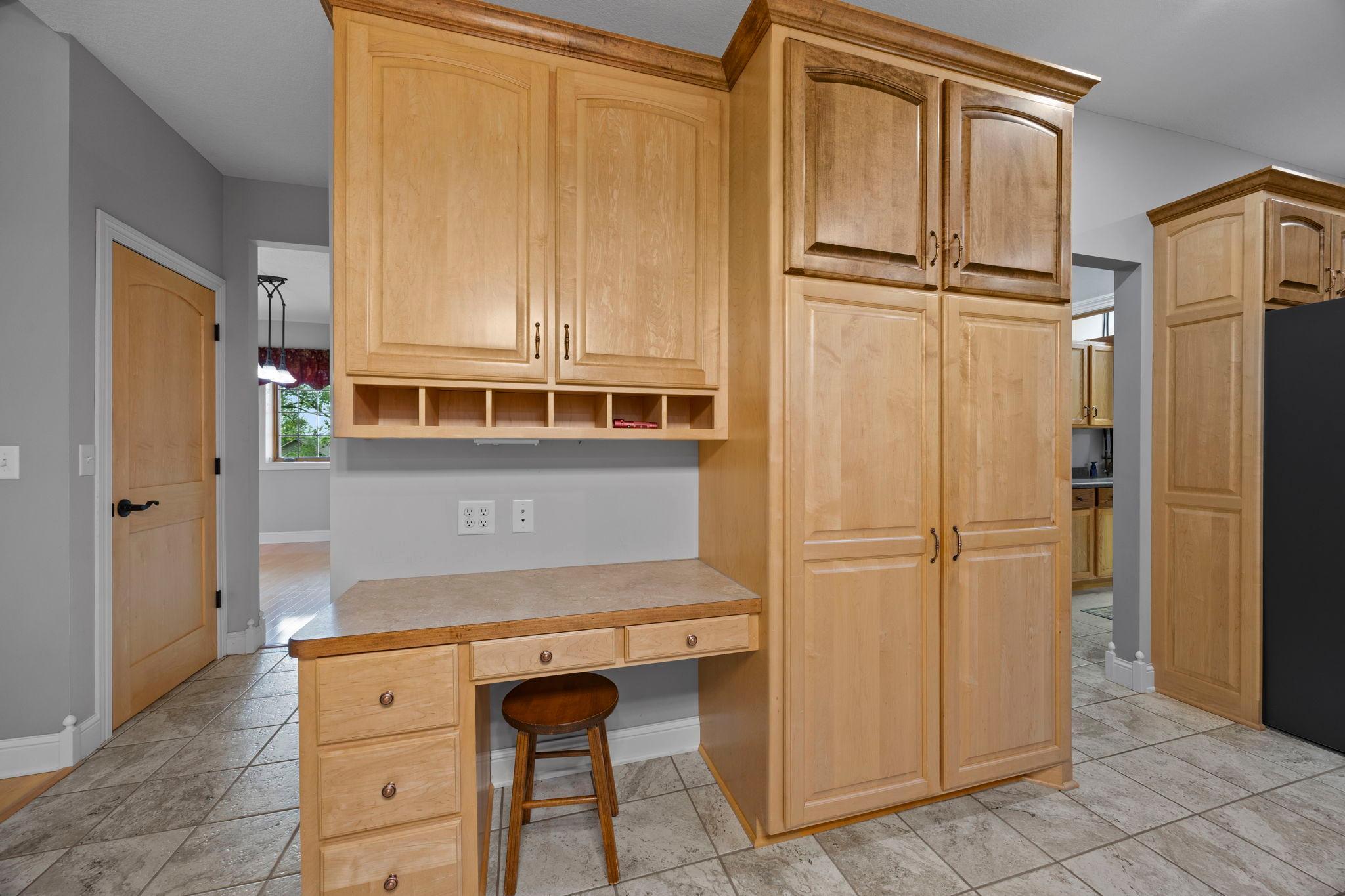 3214 Shorewood Drive Property Photo 32