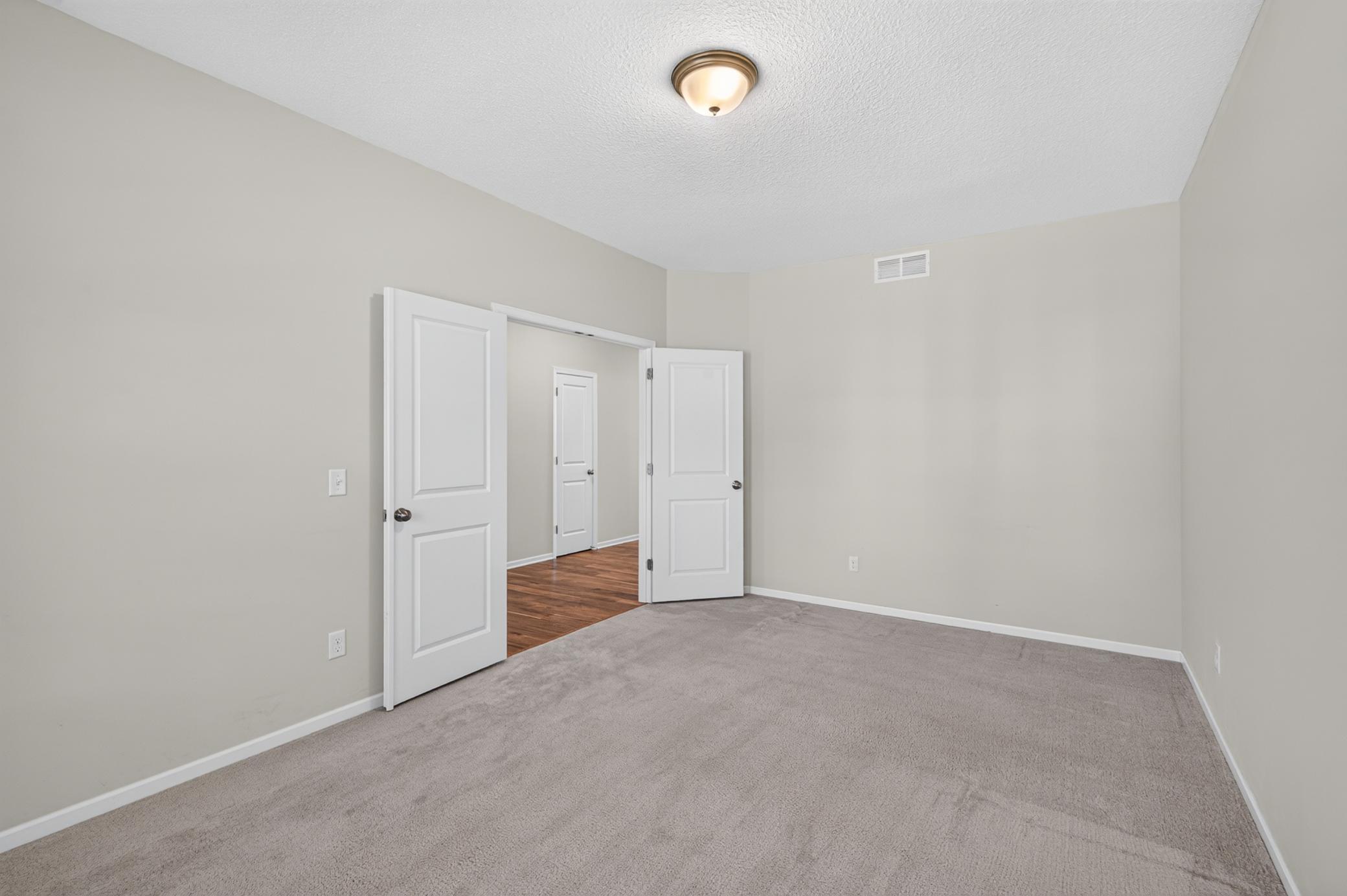 9216 Lighthouse Lane Property Photo 4