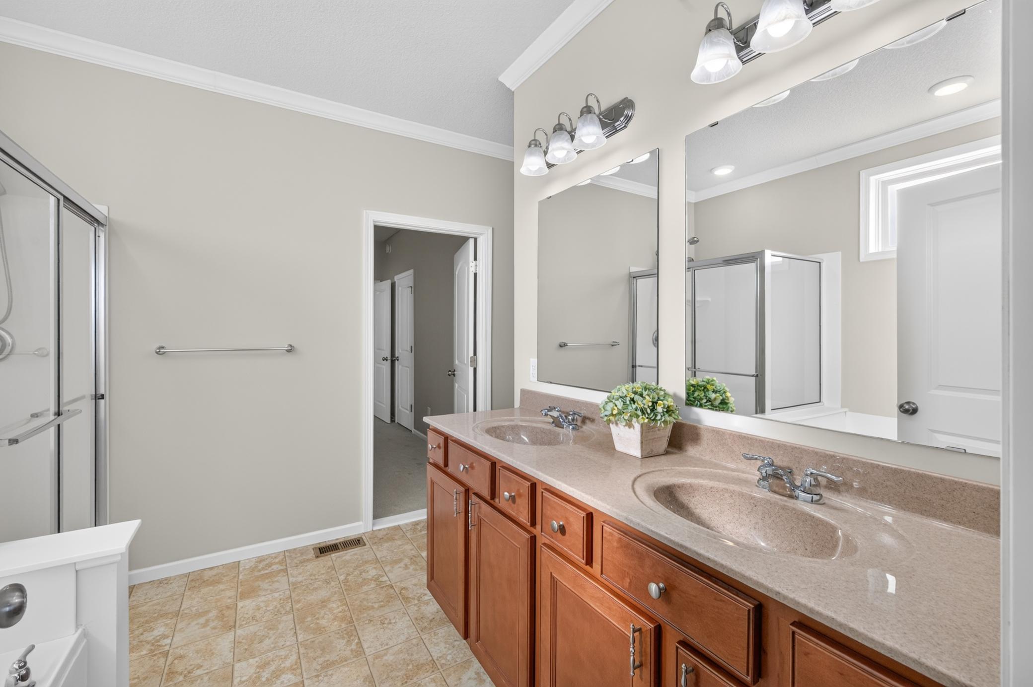 9216 Lighthouse Lane Property Photo 16