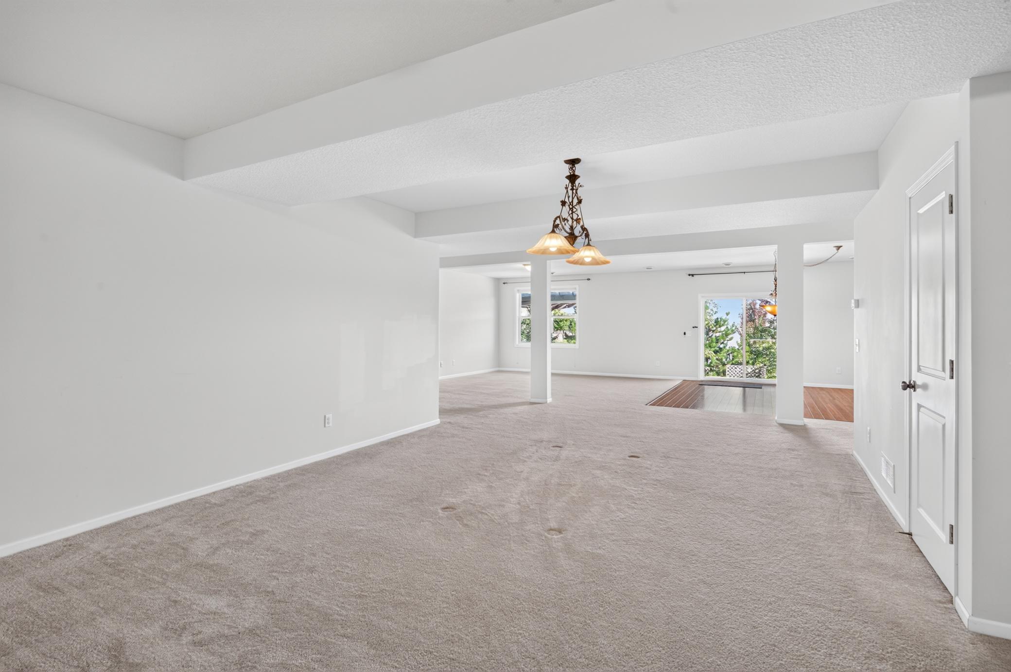 9216 Lighthouse Lane Property Photo 28