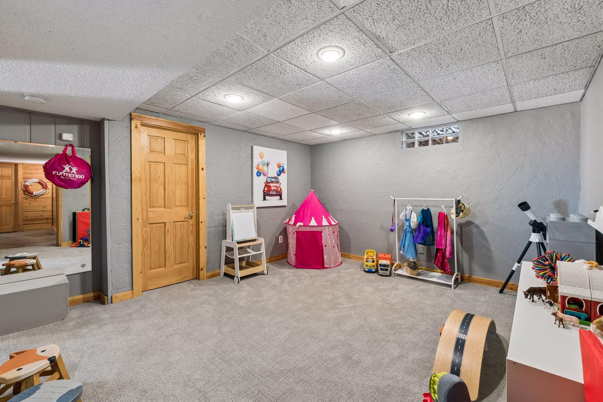 6521 Leesborough Avenue Property Photo 37