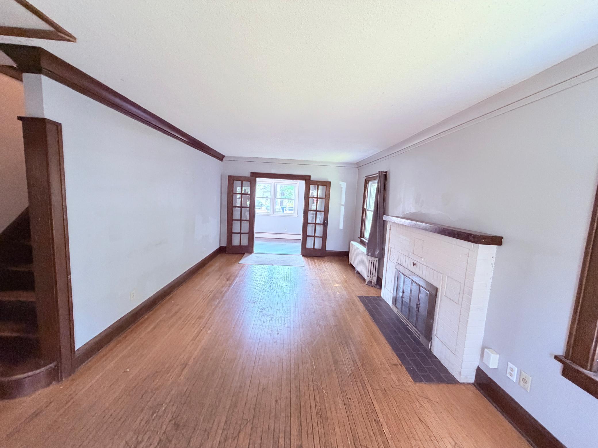 406 7th Avenue S Property Photo 4