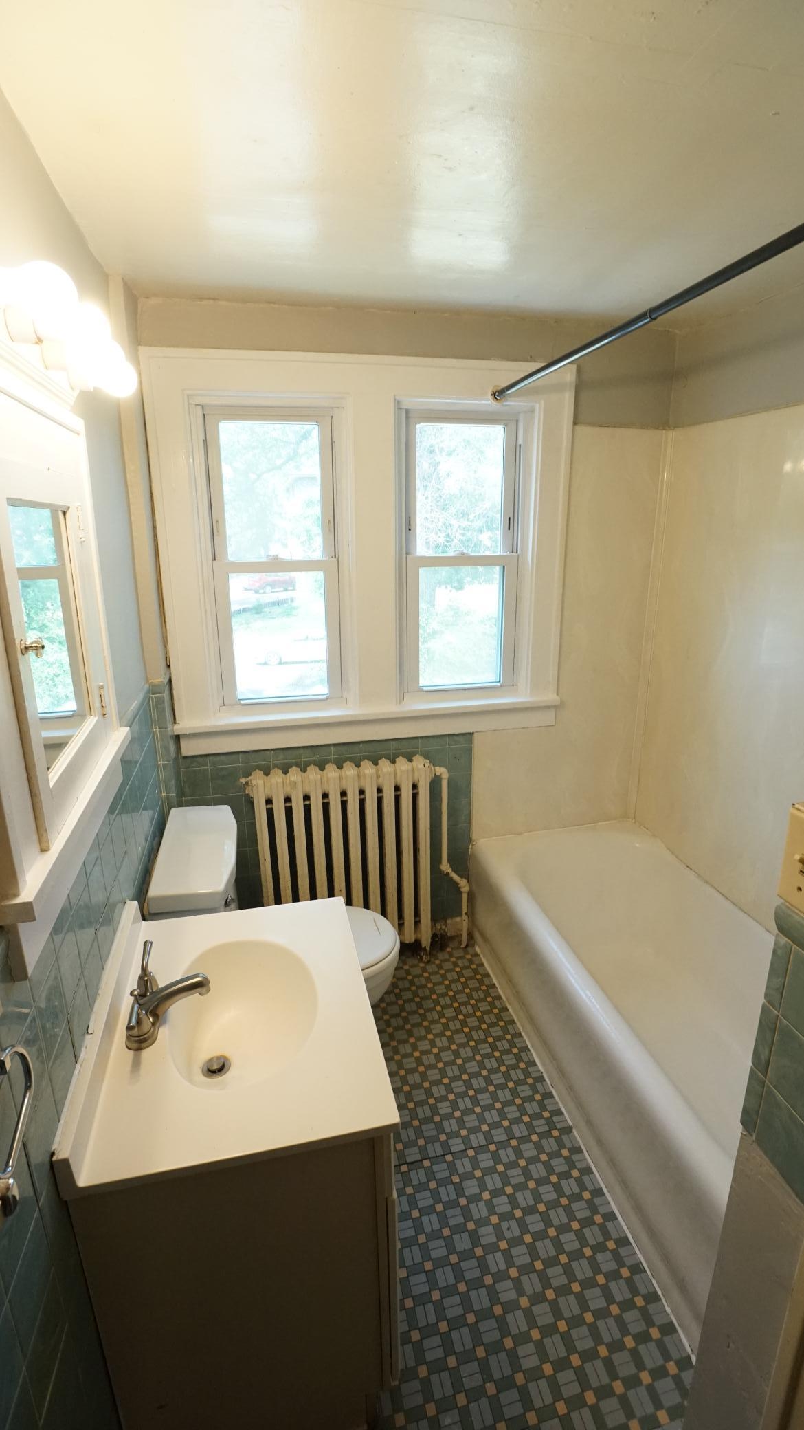 406 7th Avenue S Property Photo 12