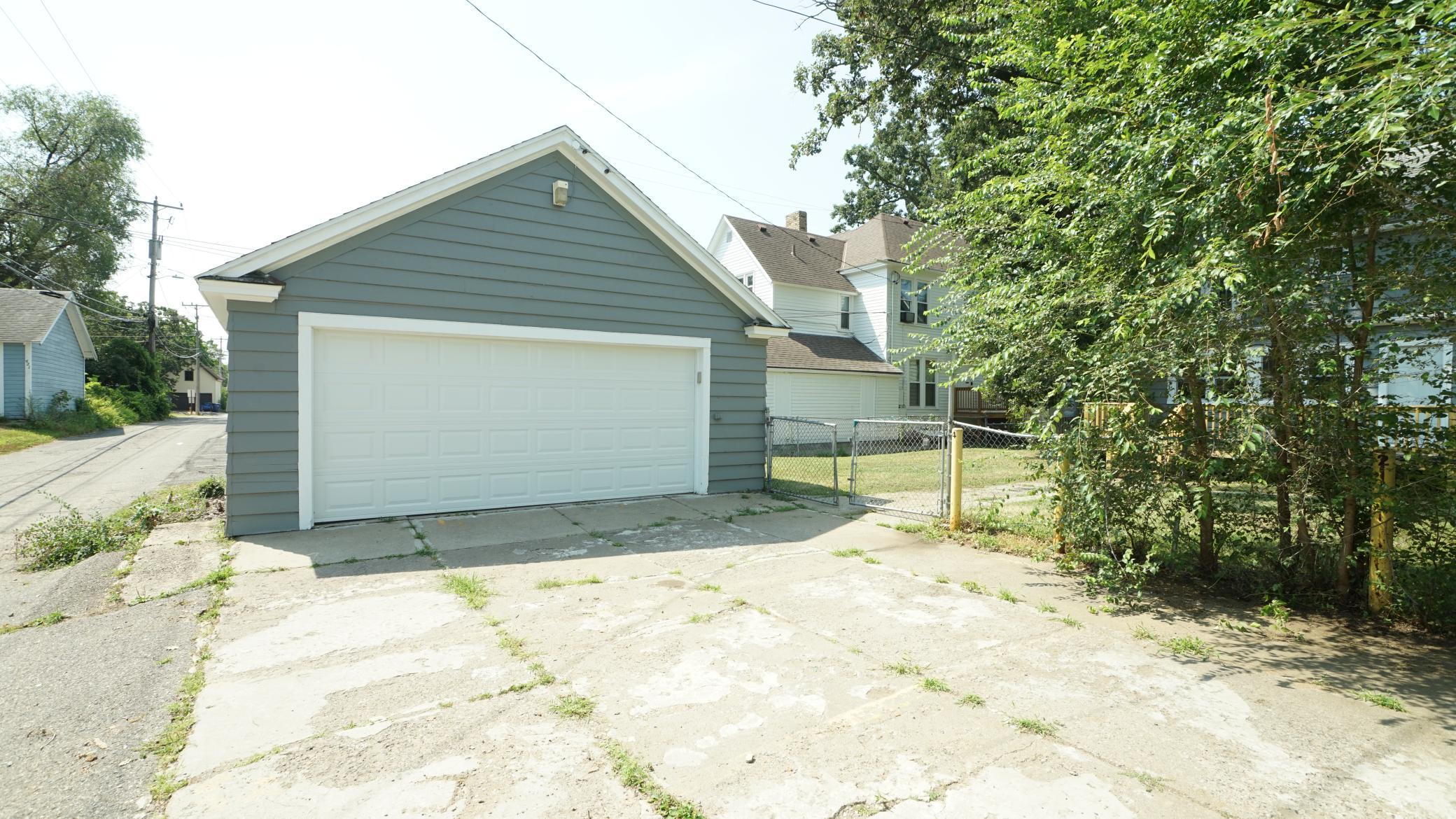 406 7th Avenue S Property Photo 16