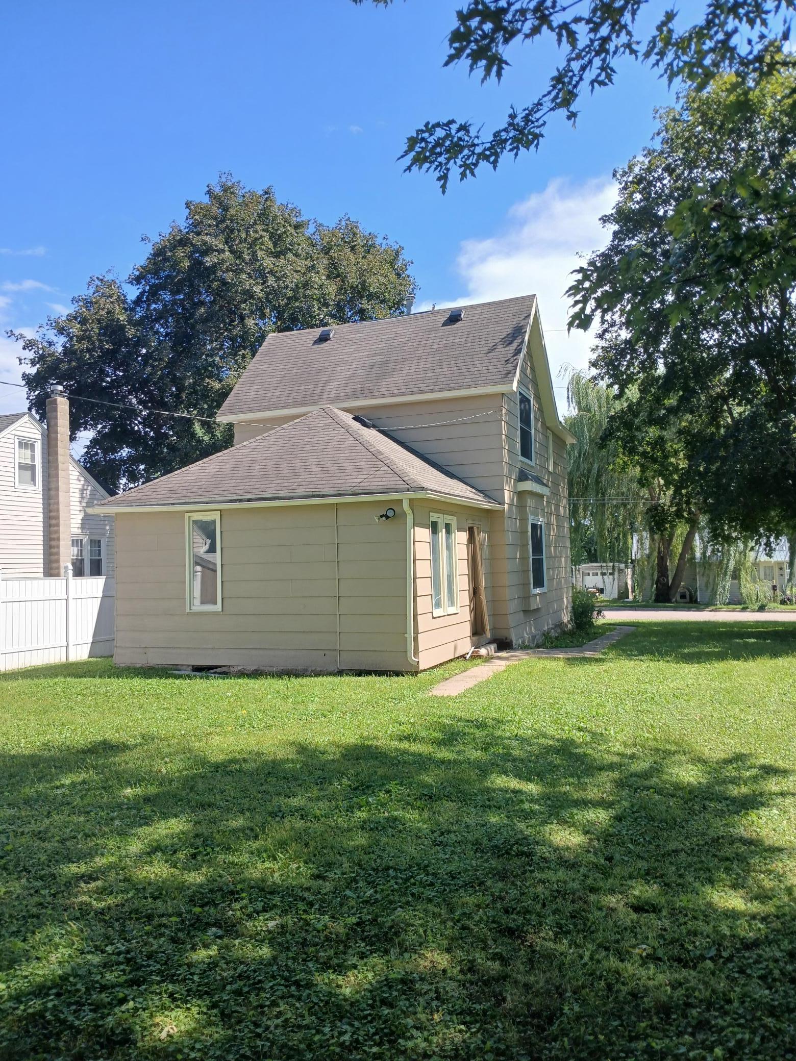 280 Euclid Street Property Photo 2