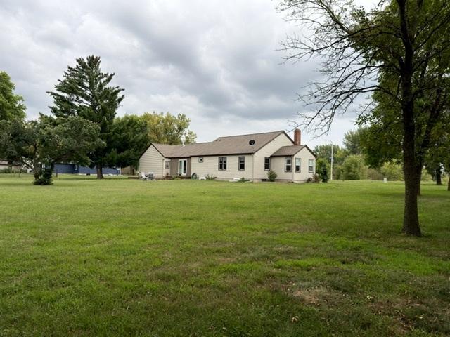 1990 River Road Property Photo 41