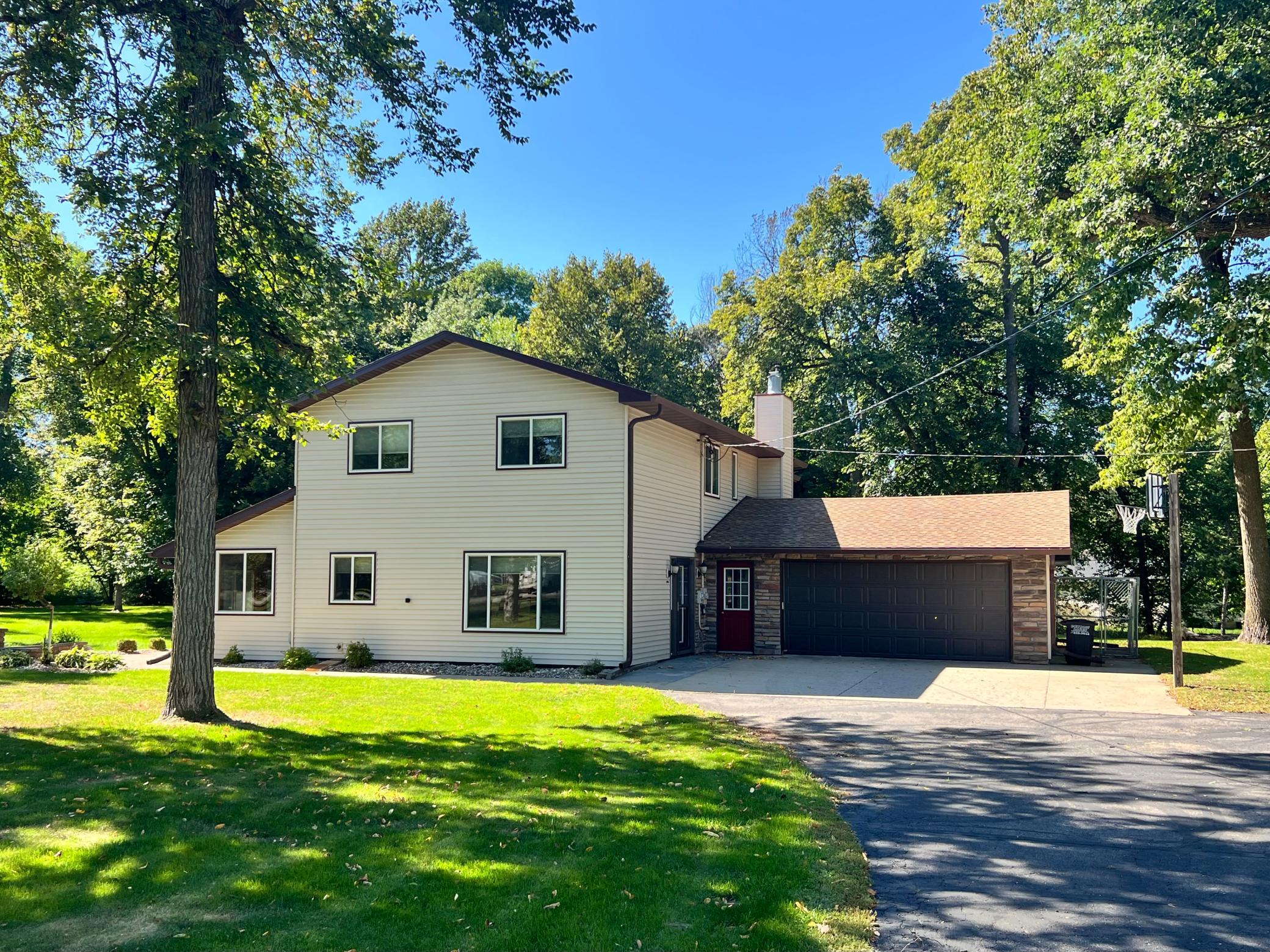 11096 County Highway 17 Property Photo 1