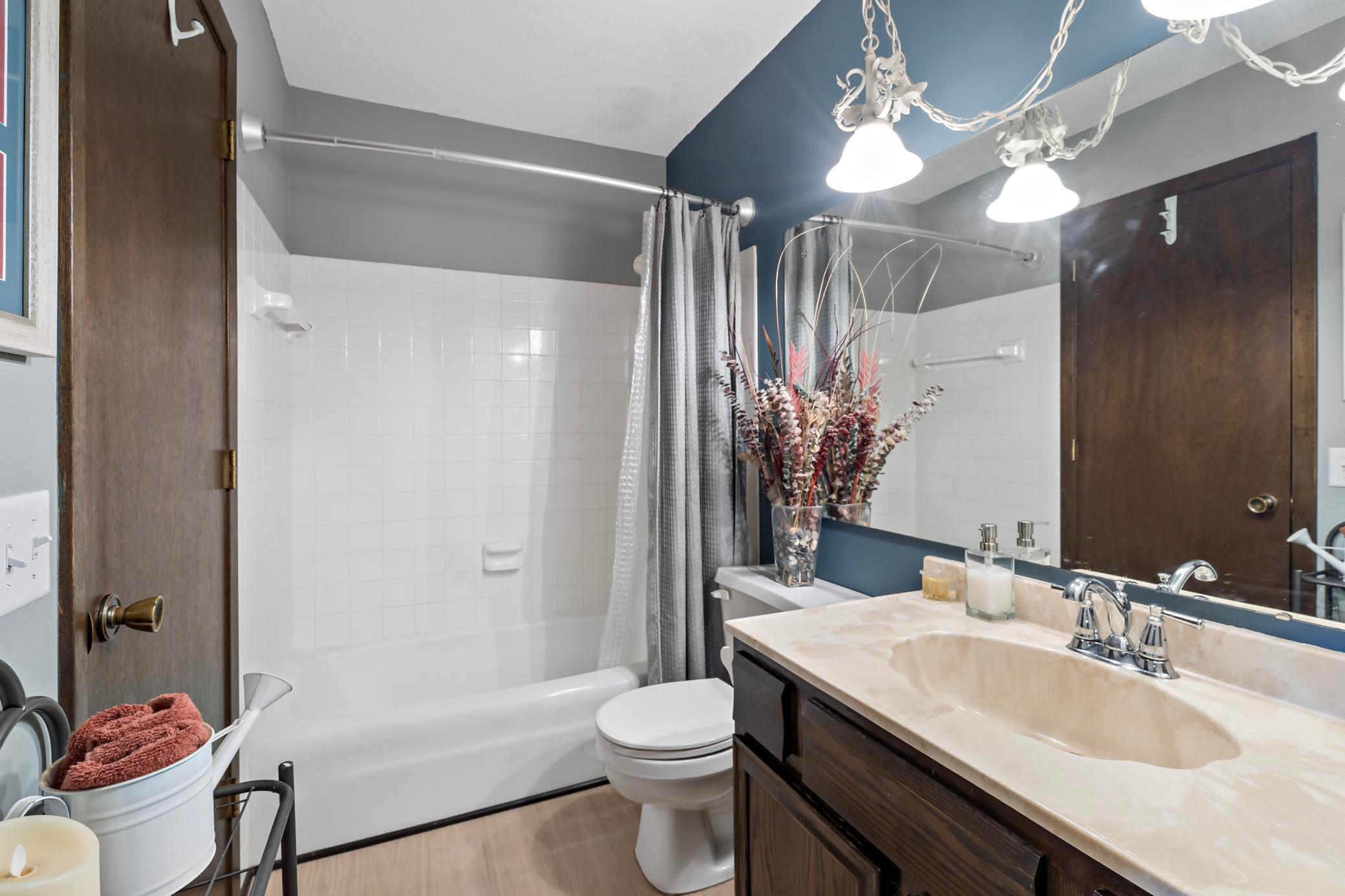 1177 Timbershore Lane Property Photo 11