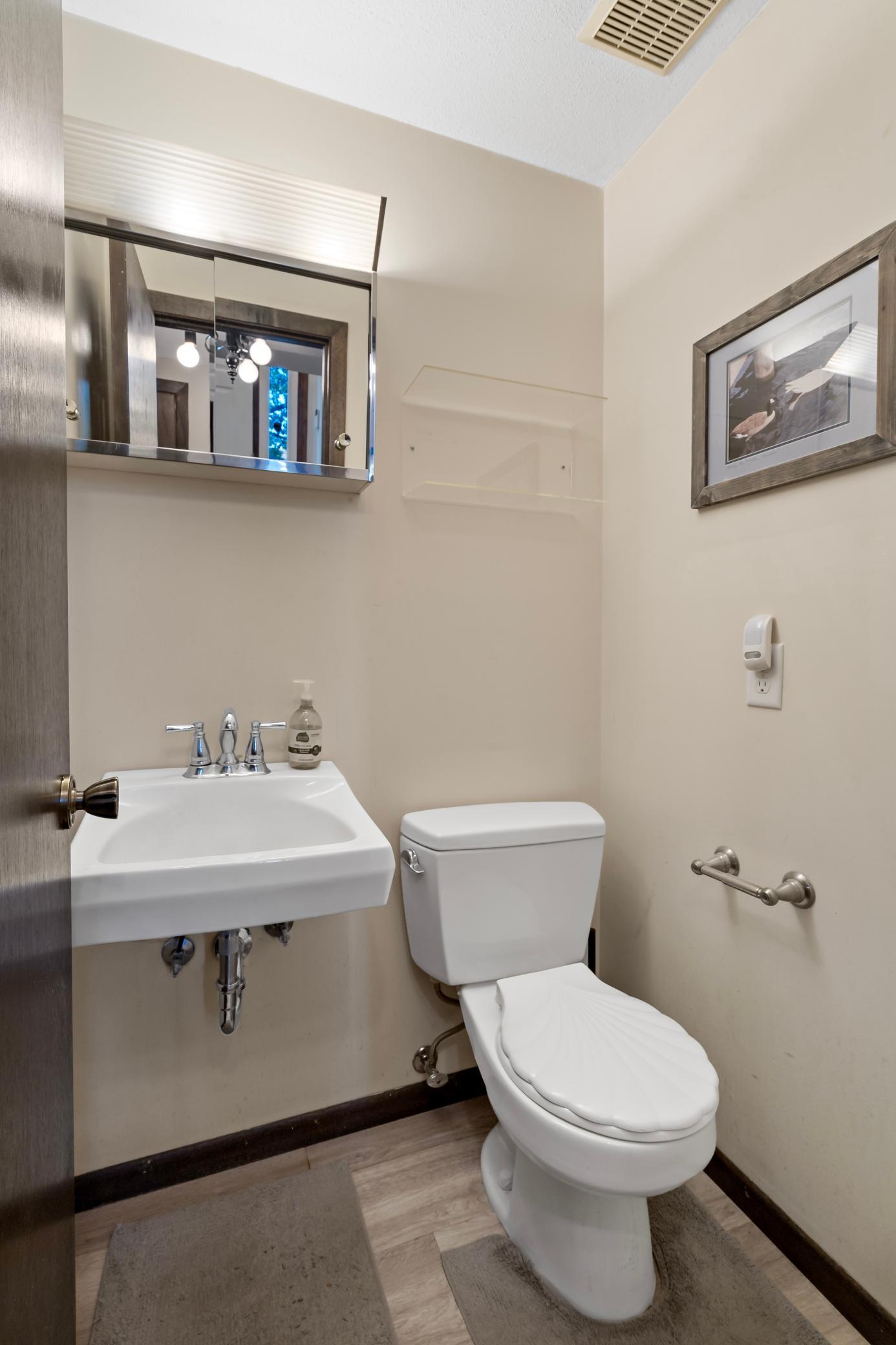 1177 Timbershore Lane Property Photo 20