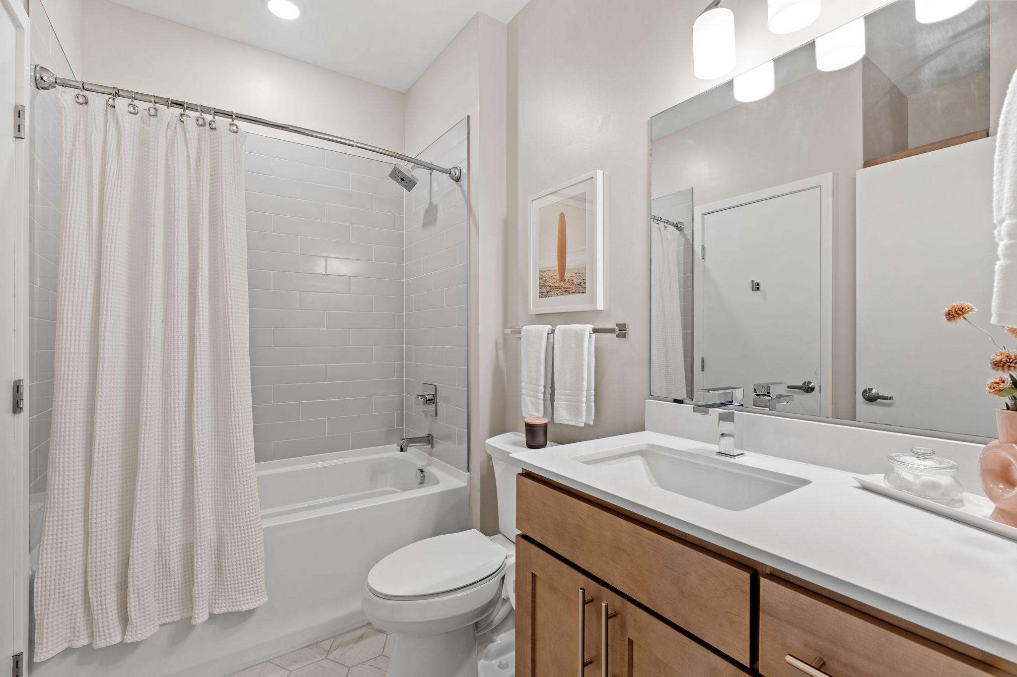 4745 Minnehaha Avenue 205 Property Photo 21