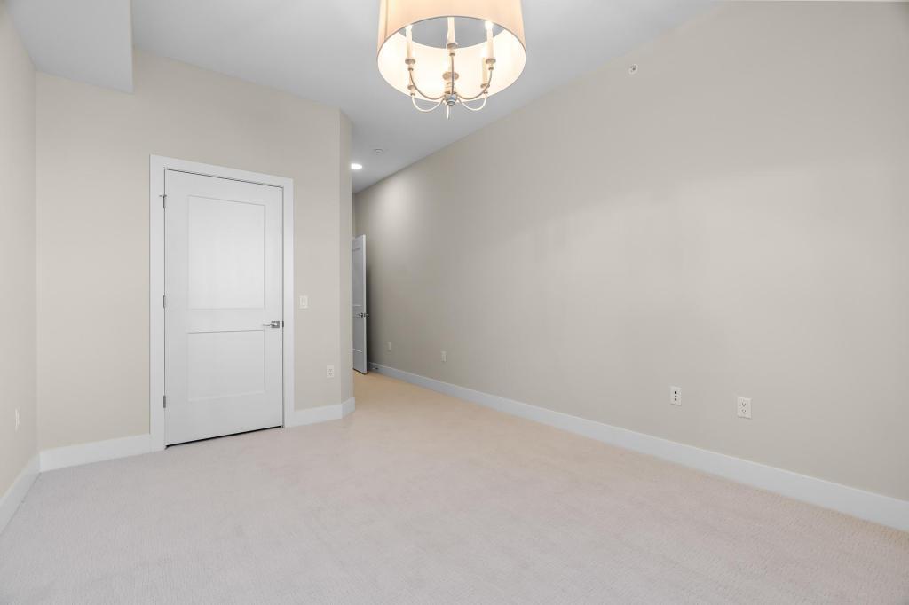 1 Hill Farm Road 307 Property Photo 21