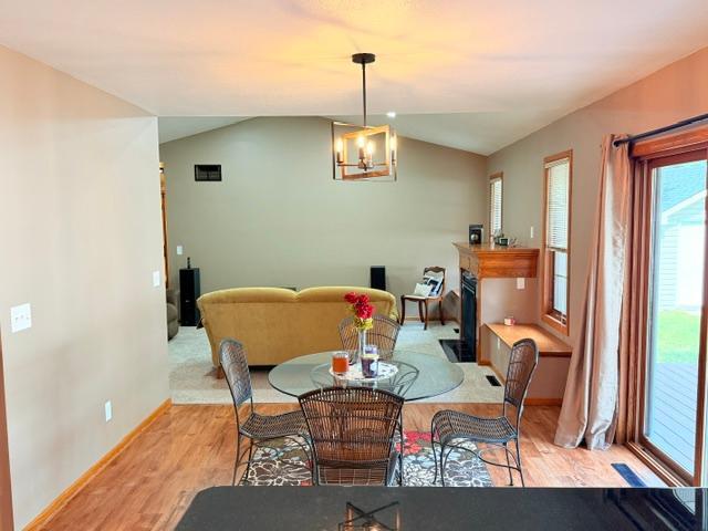 714 E Crescent Lane Property Photo 9