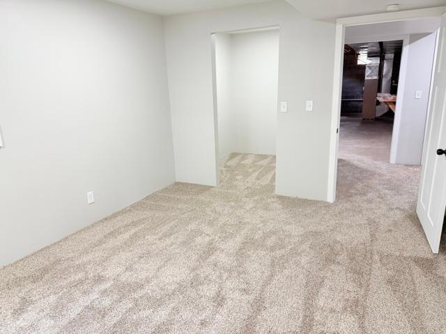 714 E Crescent Lane Property Photo 36