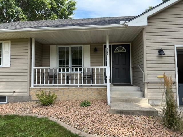 714 E Crescent Lane Property Photo 42