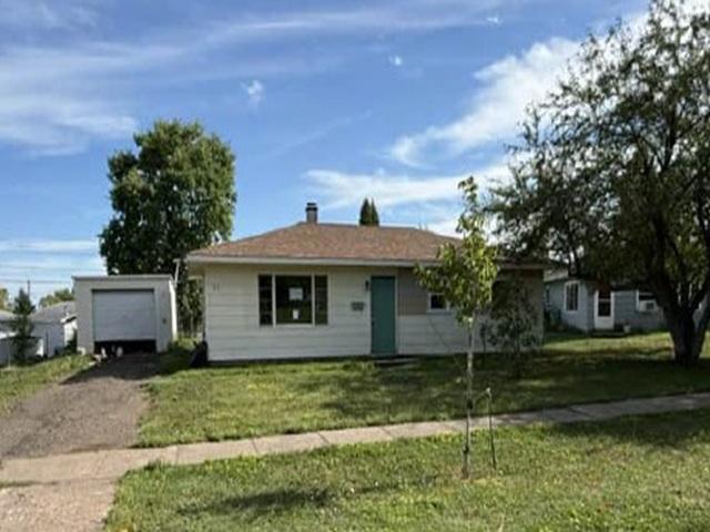 47 Edwards Drive Property Photo 1