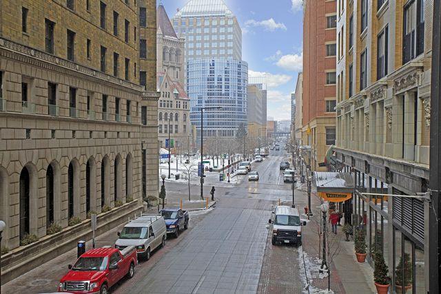 350 Saint Peter Street 606 Property Photo 4
