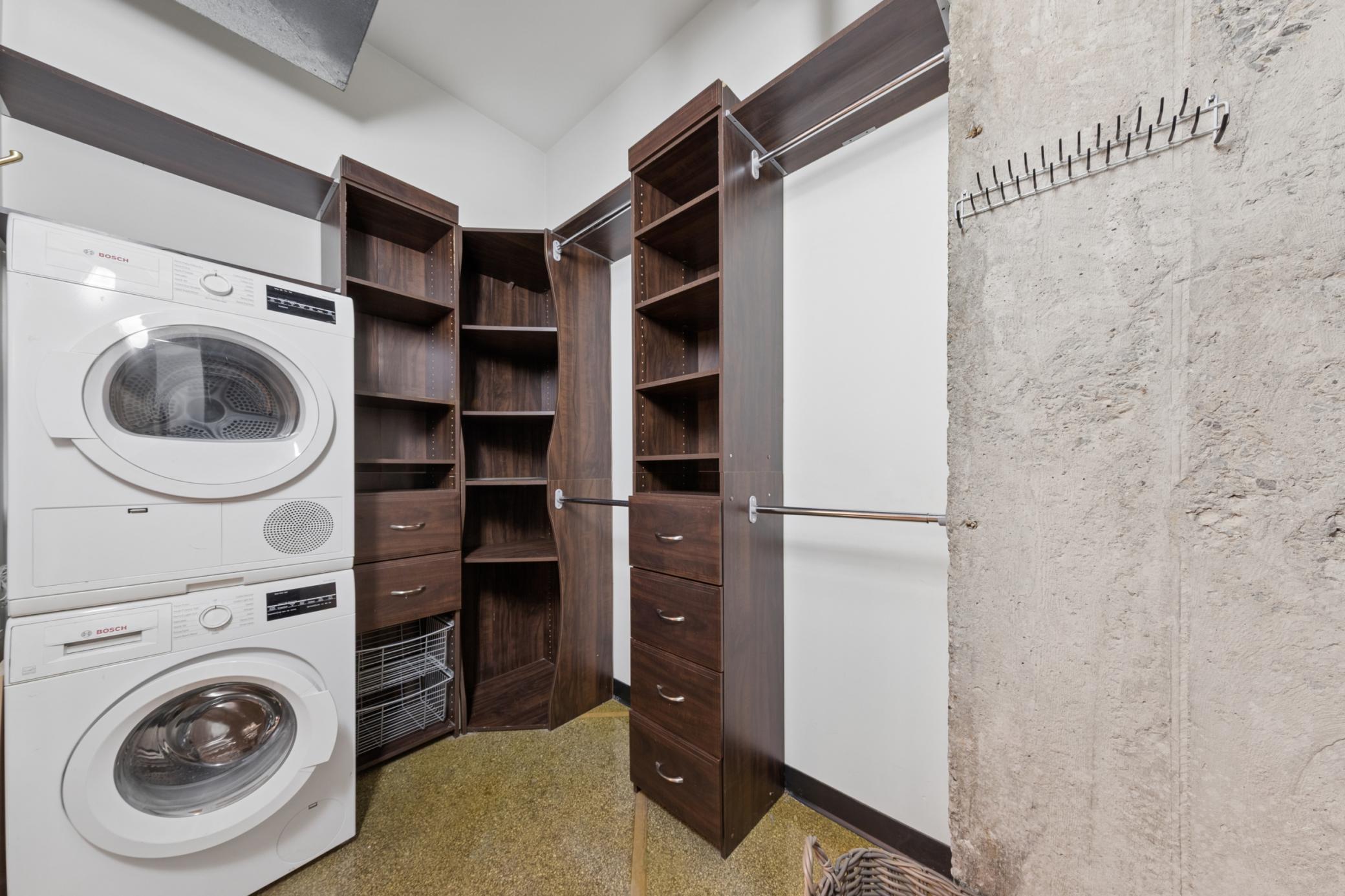 350 Saint Peter Street 606 Property Photo 26