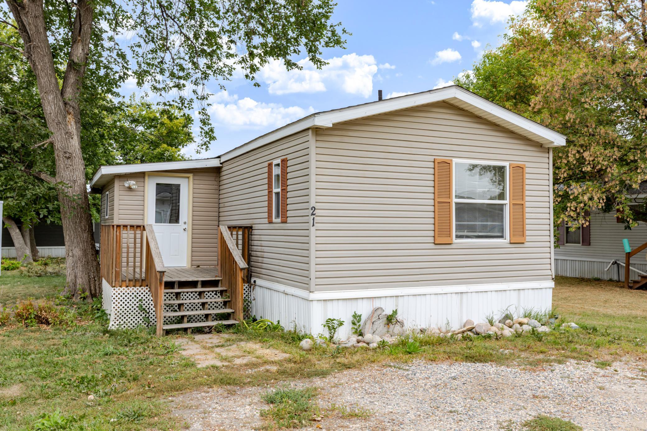 21 Horseshoe Bend Property Photo 1