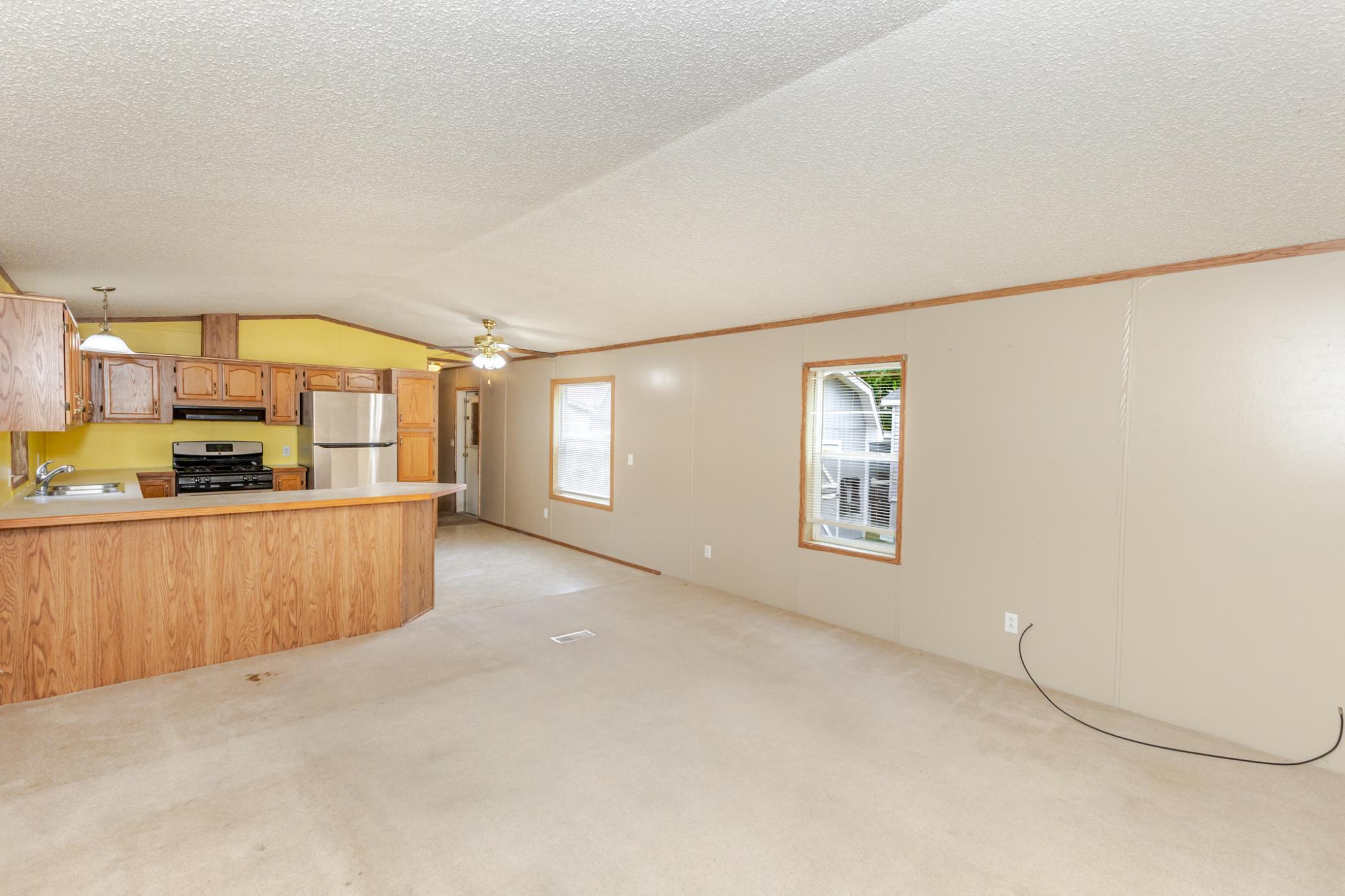 21 Horseshoe Bend Property Photo 15