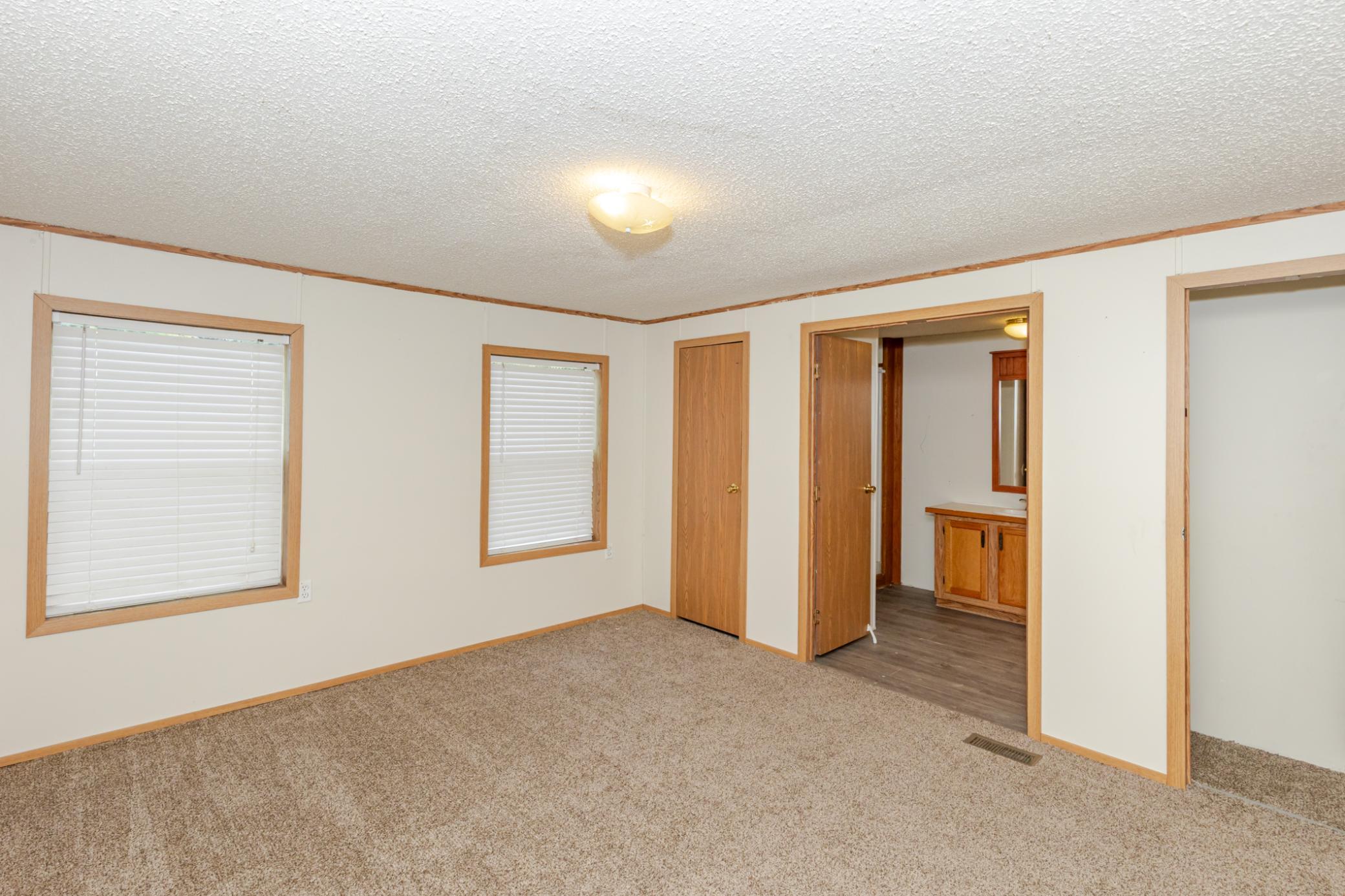 21 Horseshoe Bend Property Photo 23