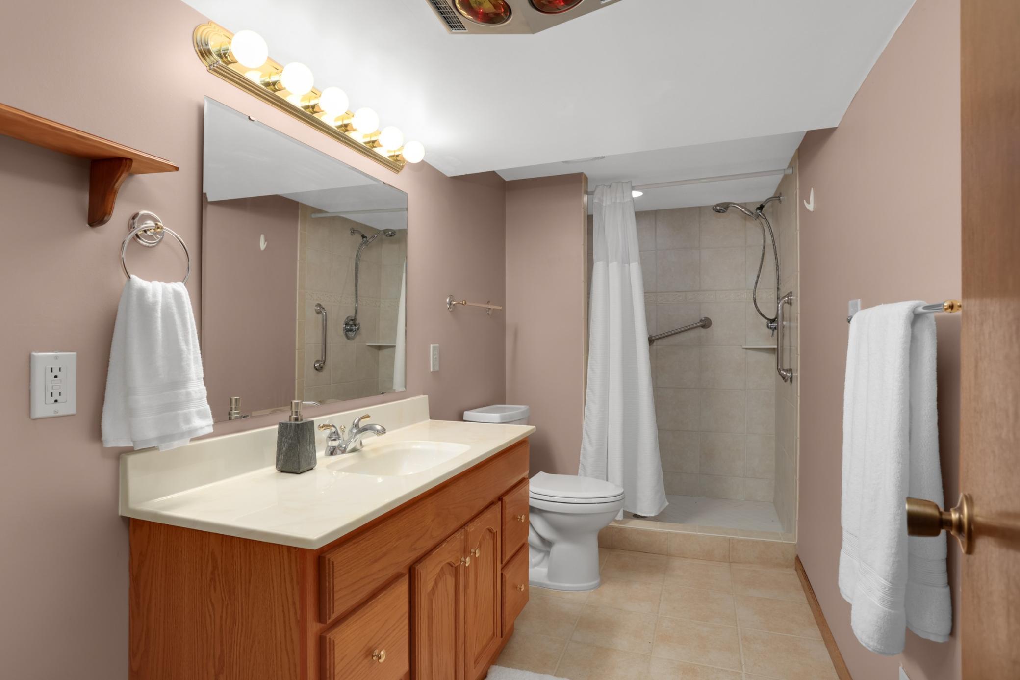 404 15th Street W Property Photo 26