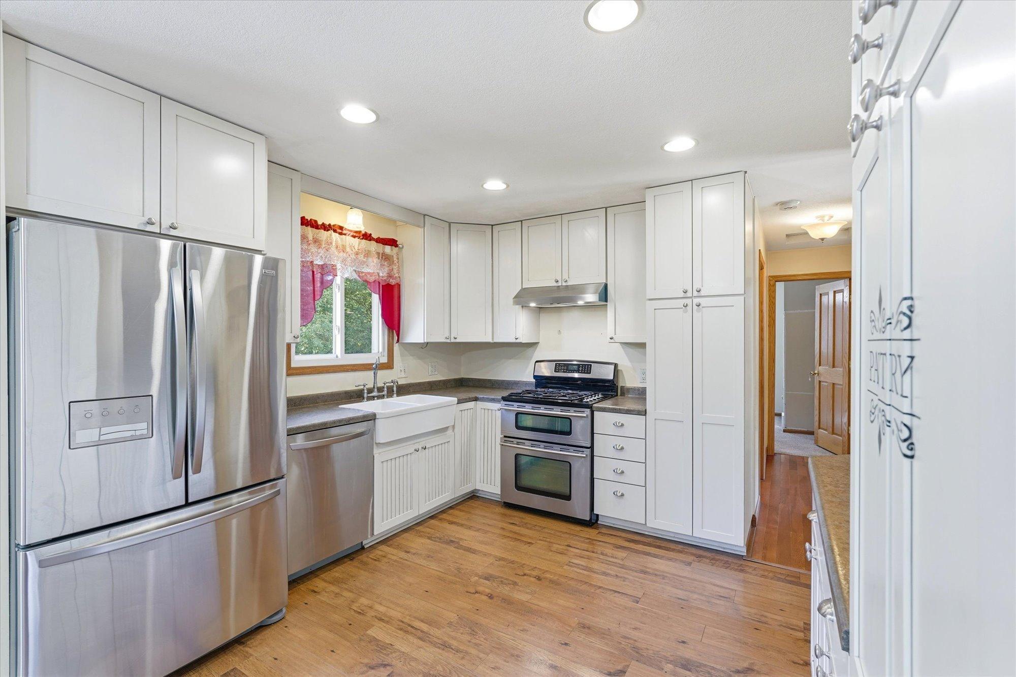 1721 Deerwood Drive Property Photo 15