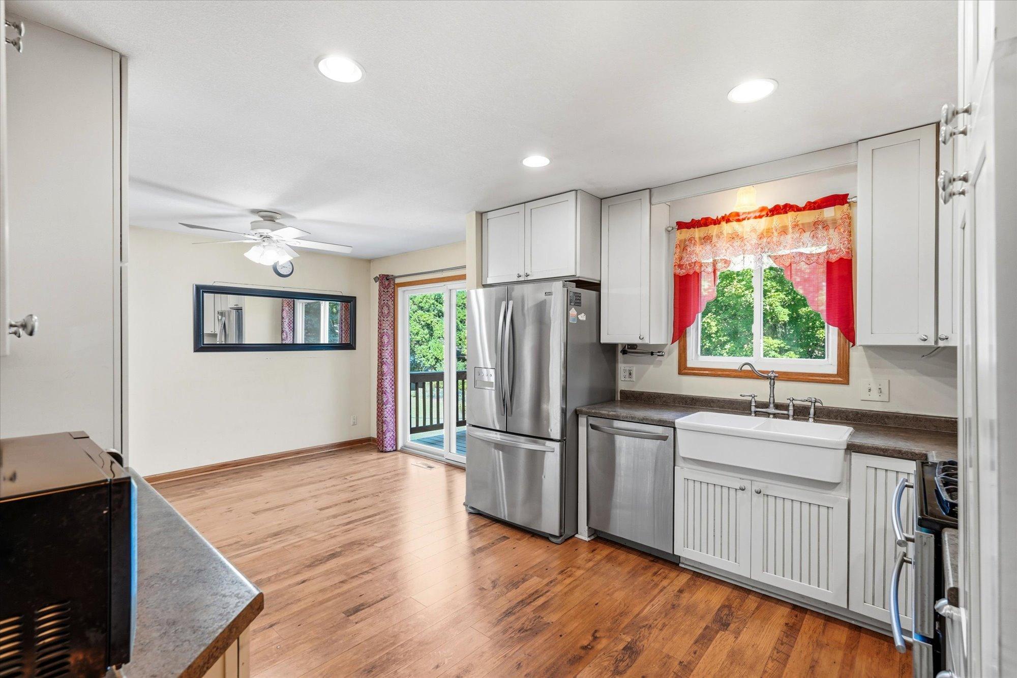 1721 Deerwood Drive Property Photo 16