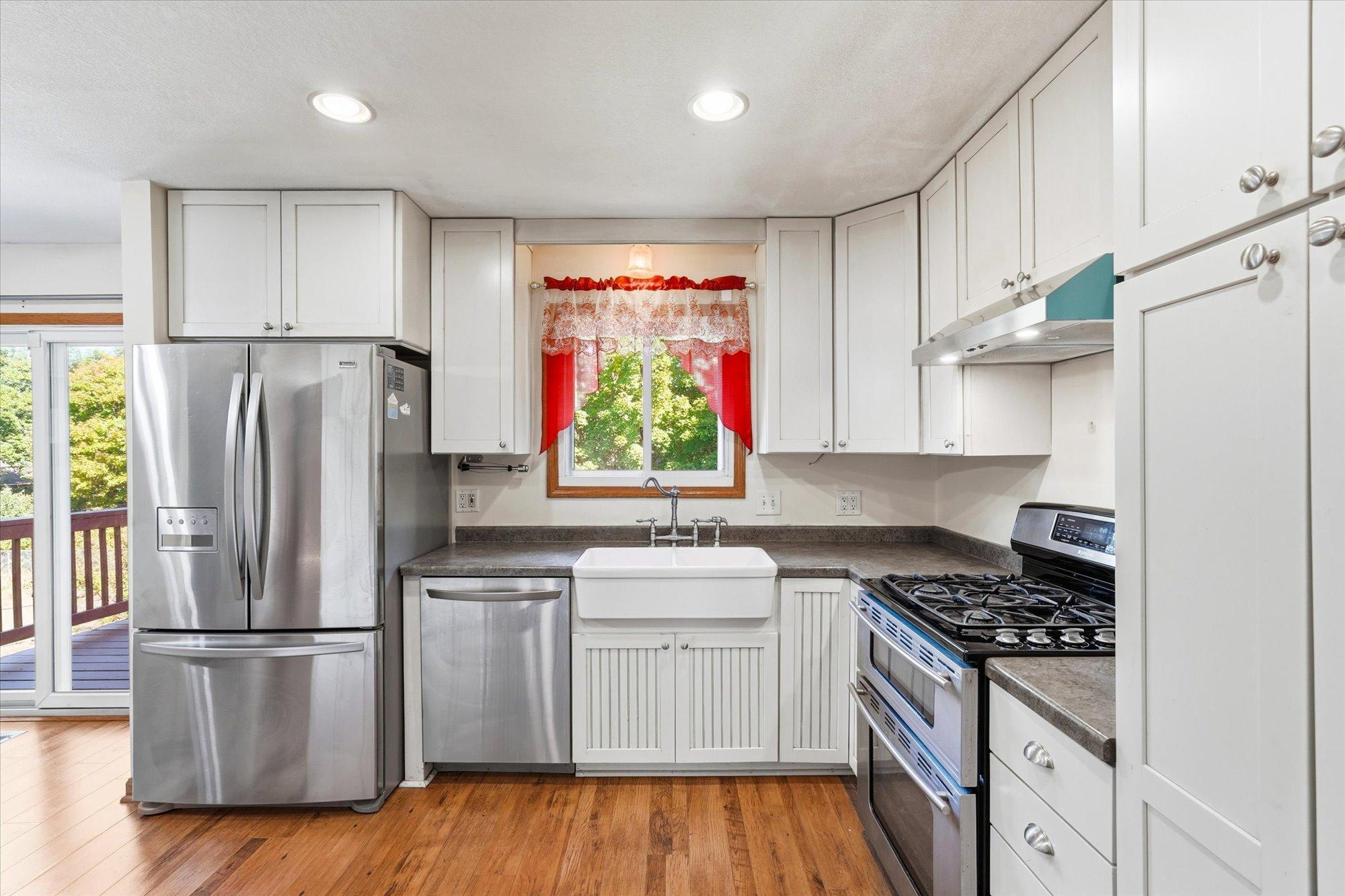1721 Deerwood Drive Property Photo 17