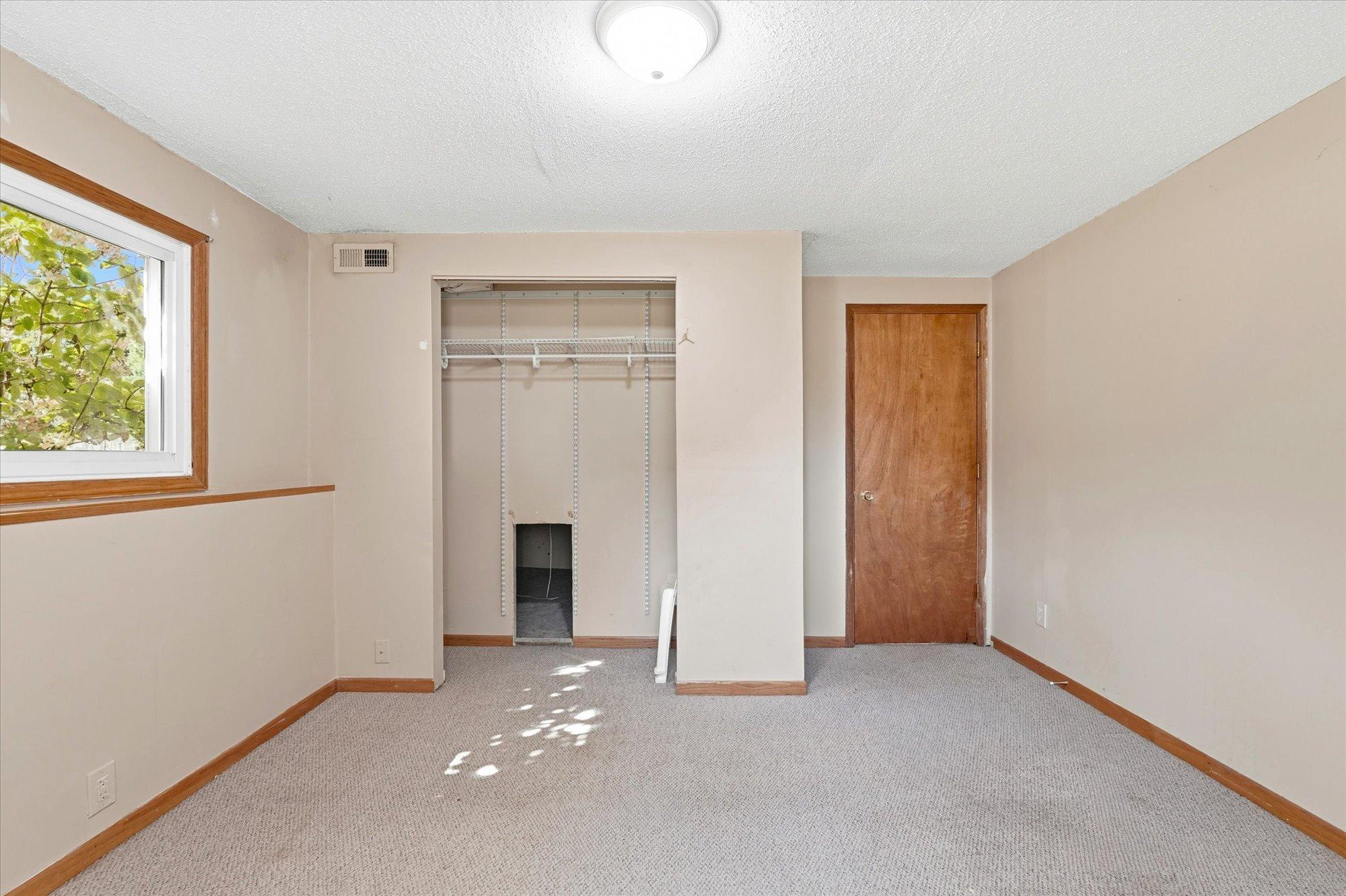 1721 Deerwood Drive Property Photo 30