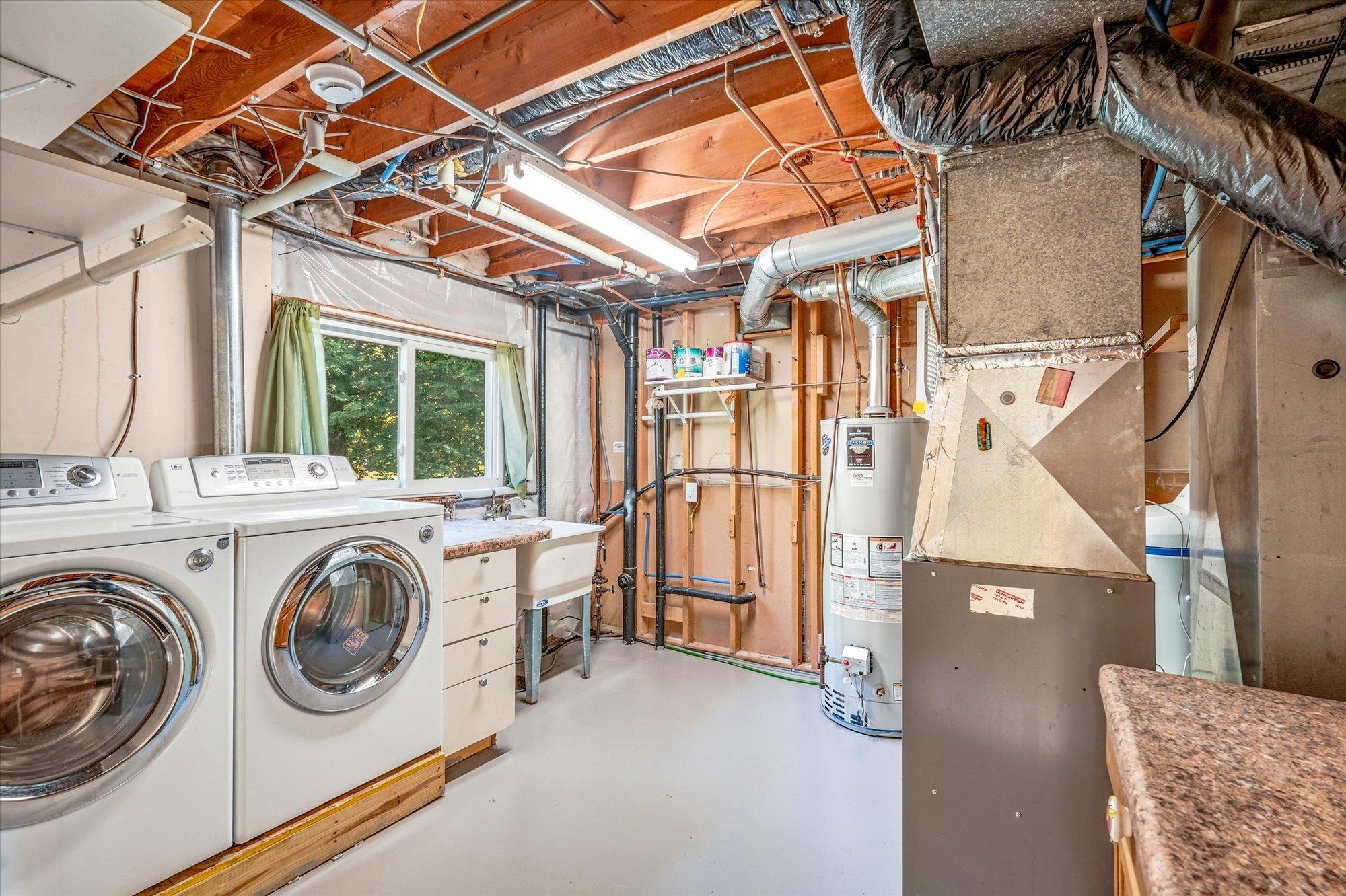 1721 Deerwood Drive Property Photo 41