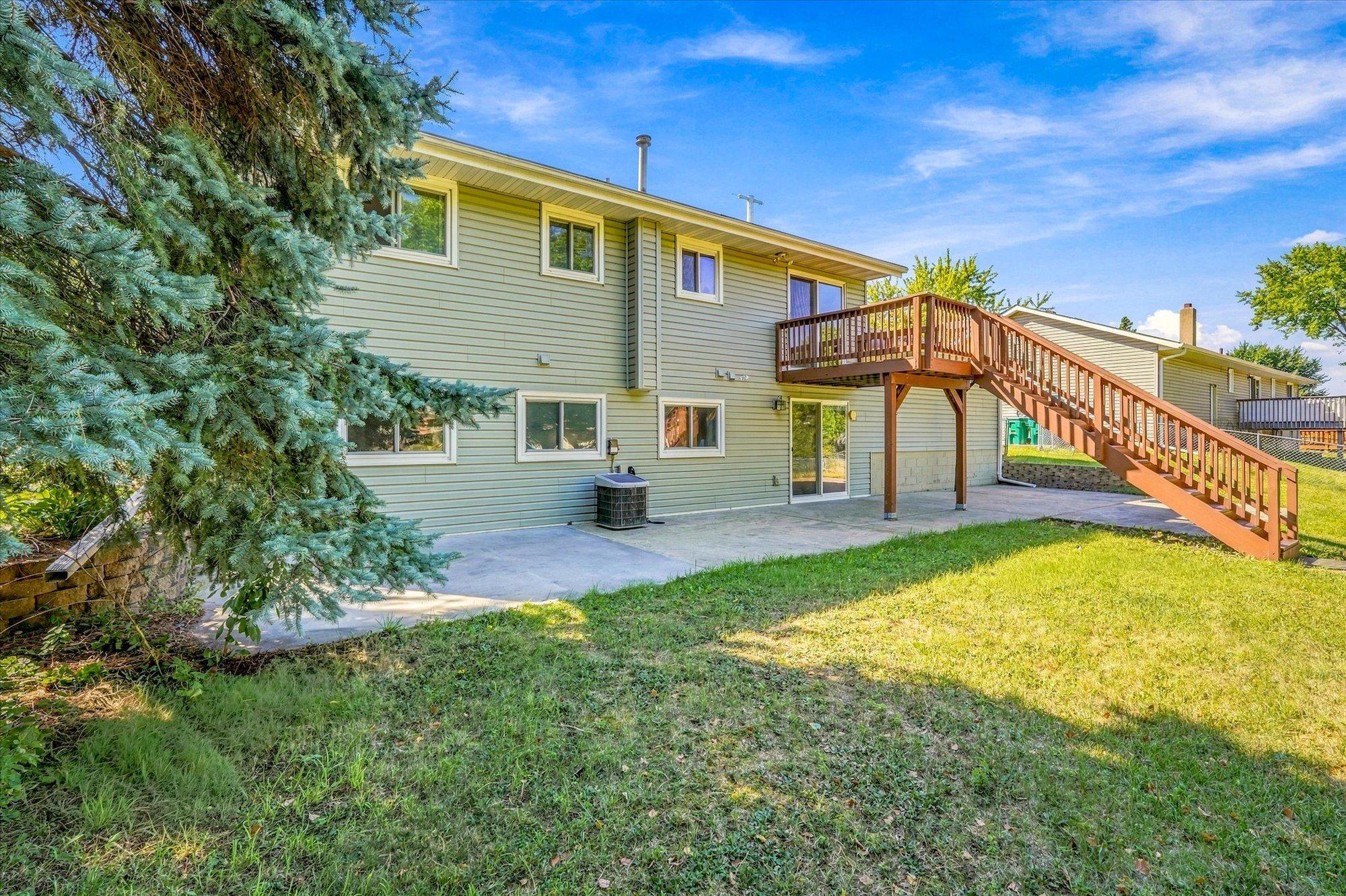 1721 Deerwood Drive Property Photo 42