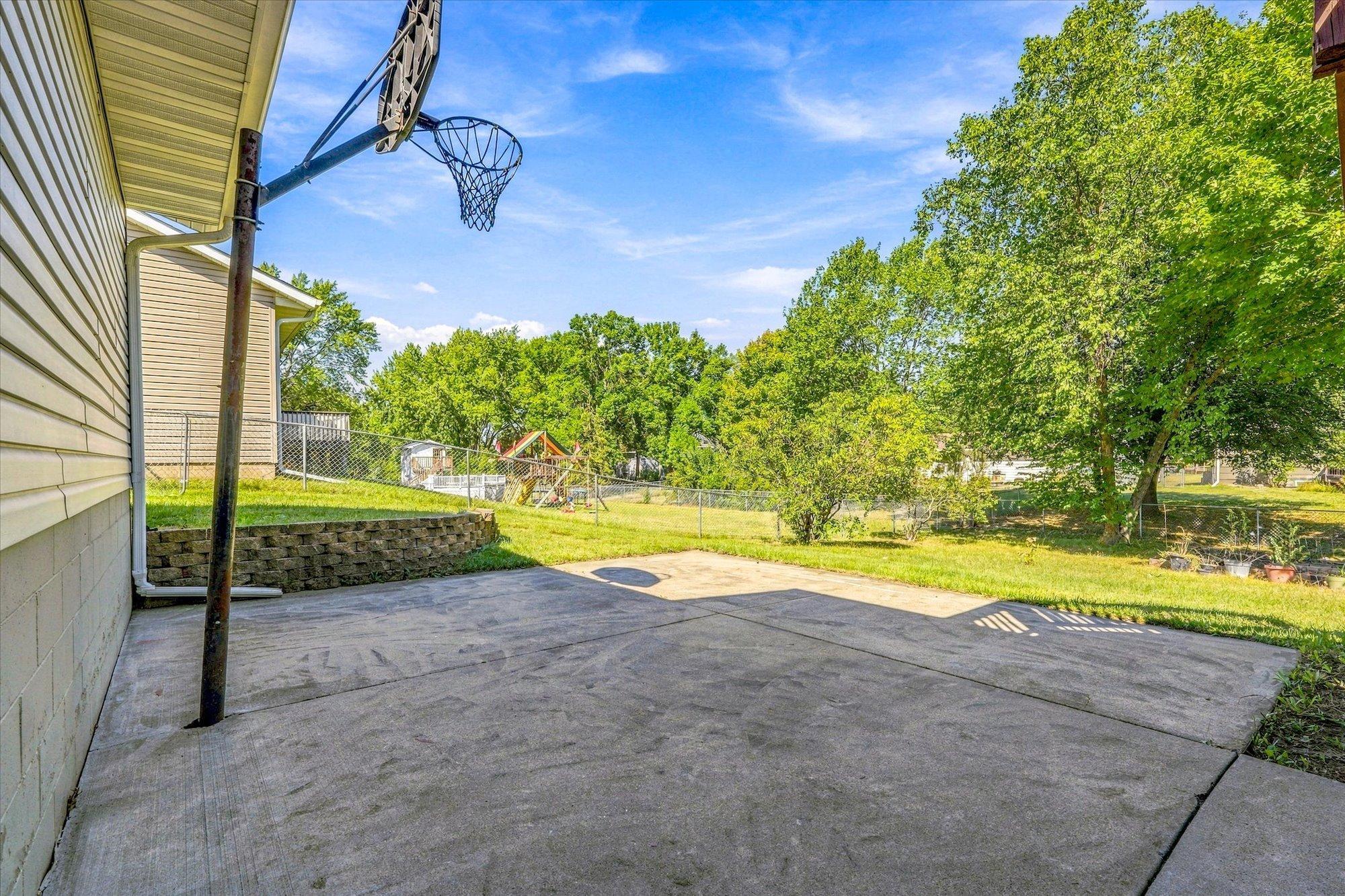 1721 Deerwood Drive Property Photo 44